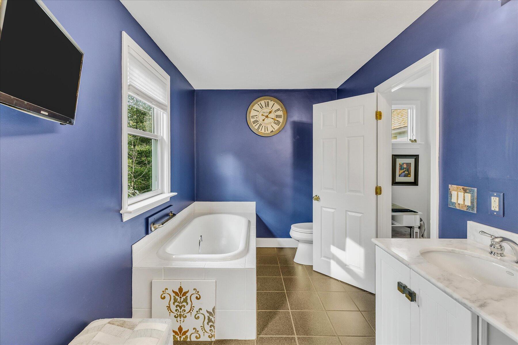 10 Rockledge Drive