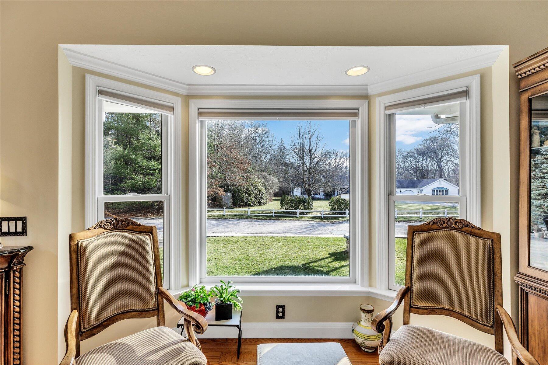 10 Rockledge Drive