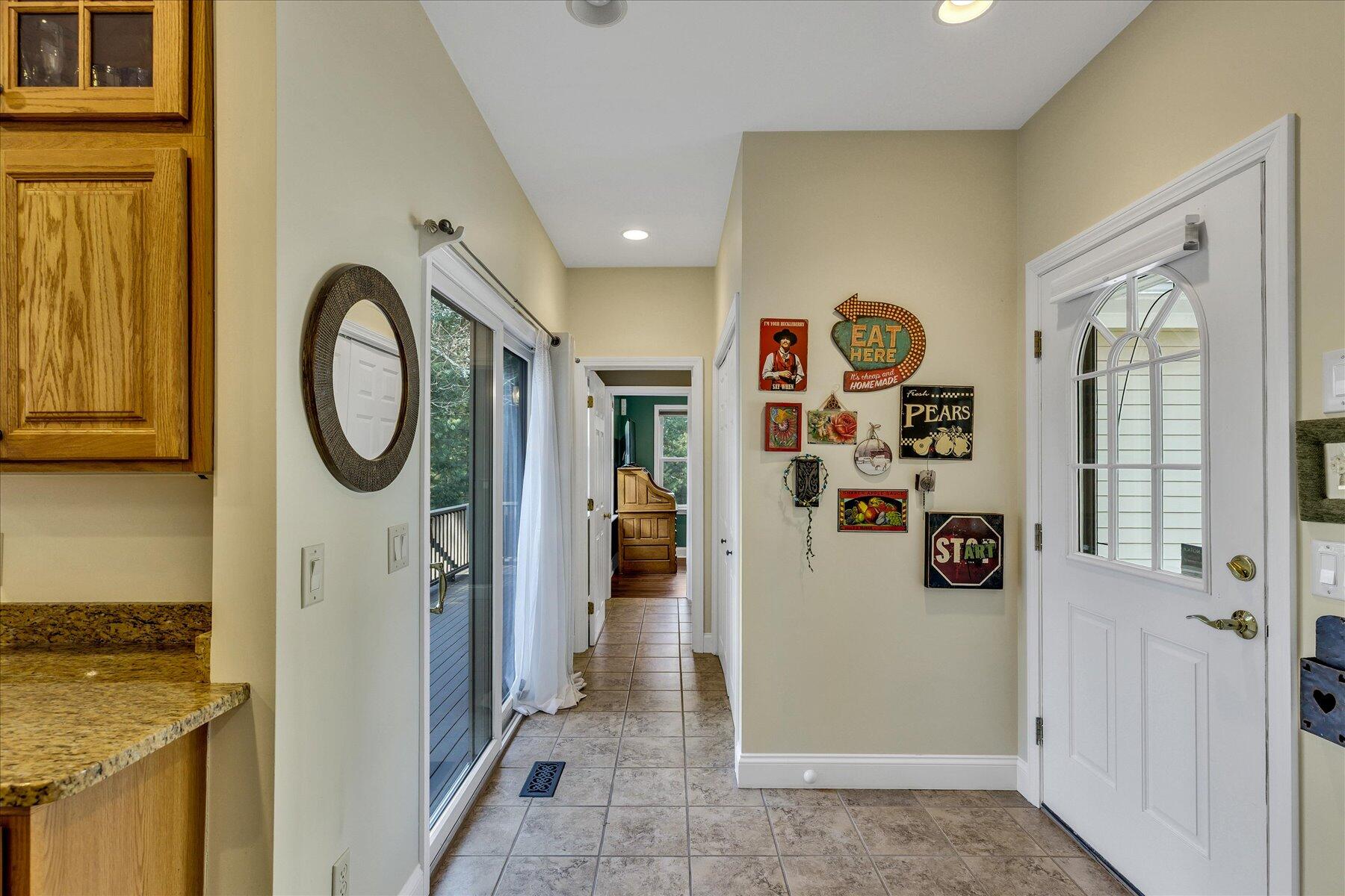 10 Rockledge Drive