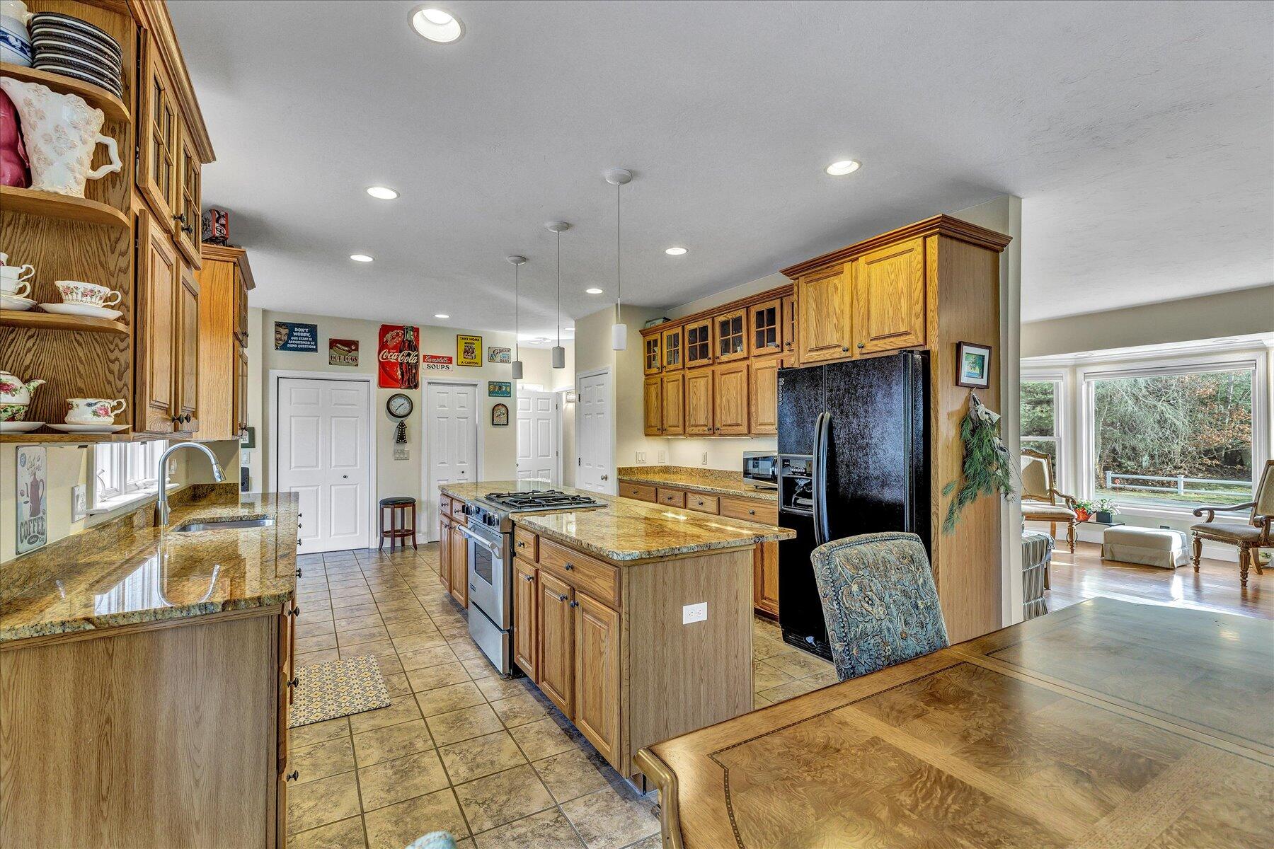 10 Rockledge Drive