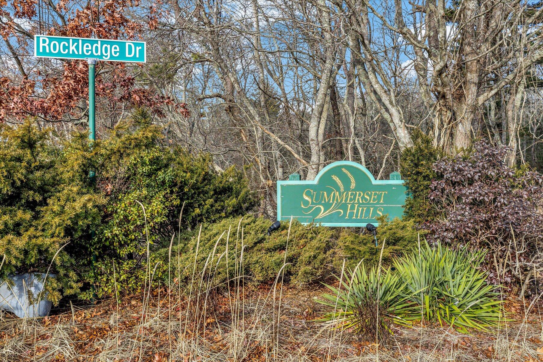 10 Rockledge Drive