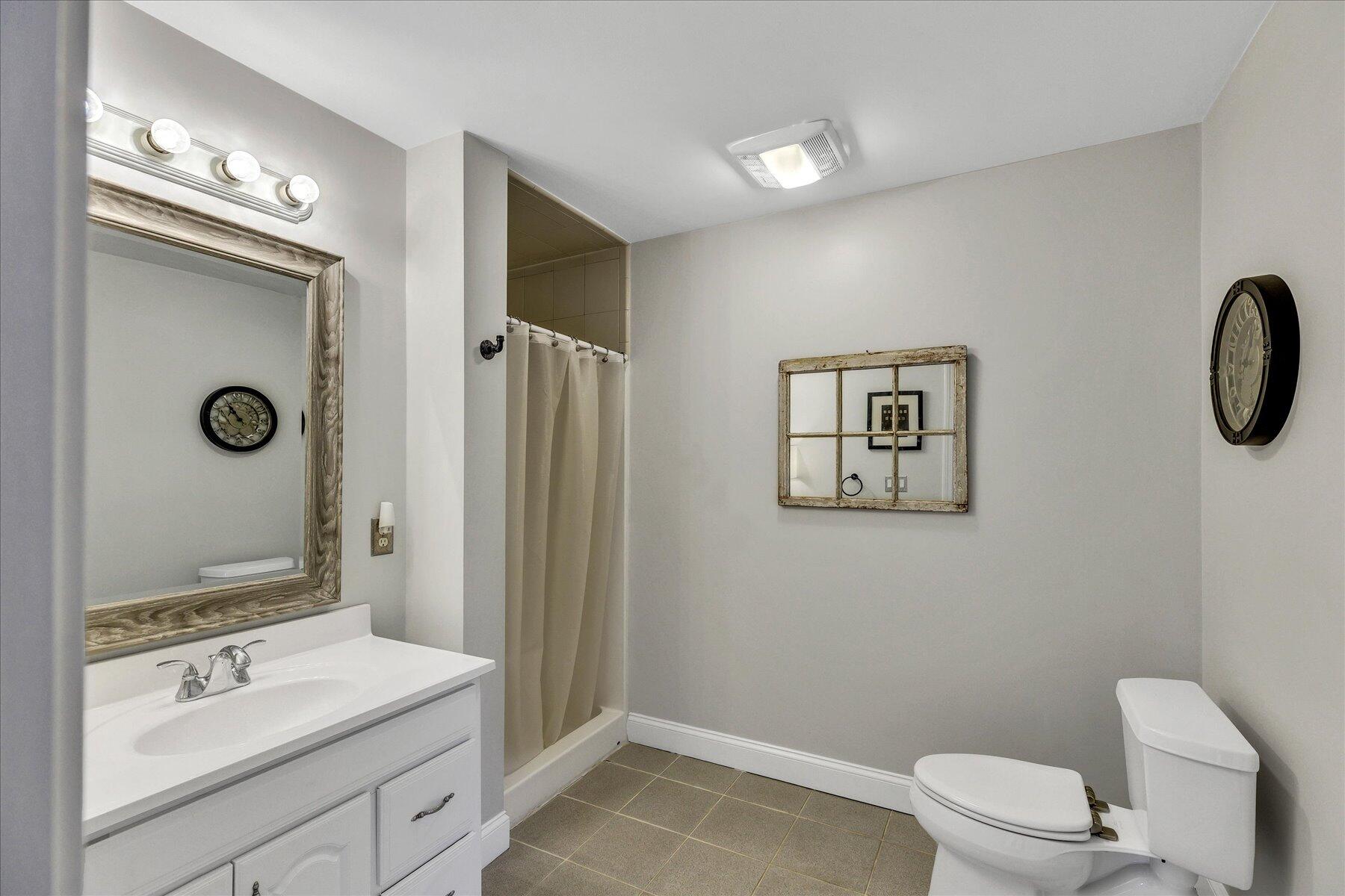 10 Rockledge Drive