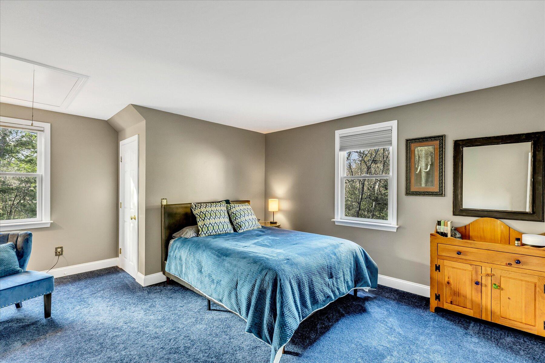 10 Rockledge Drive