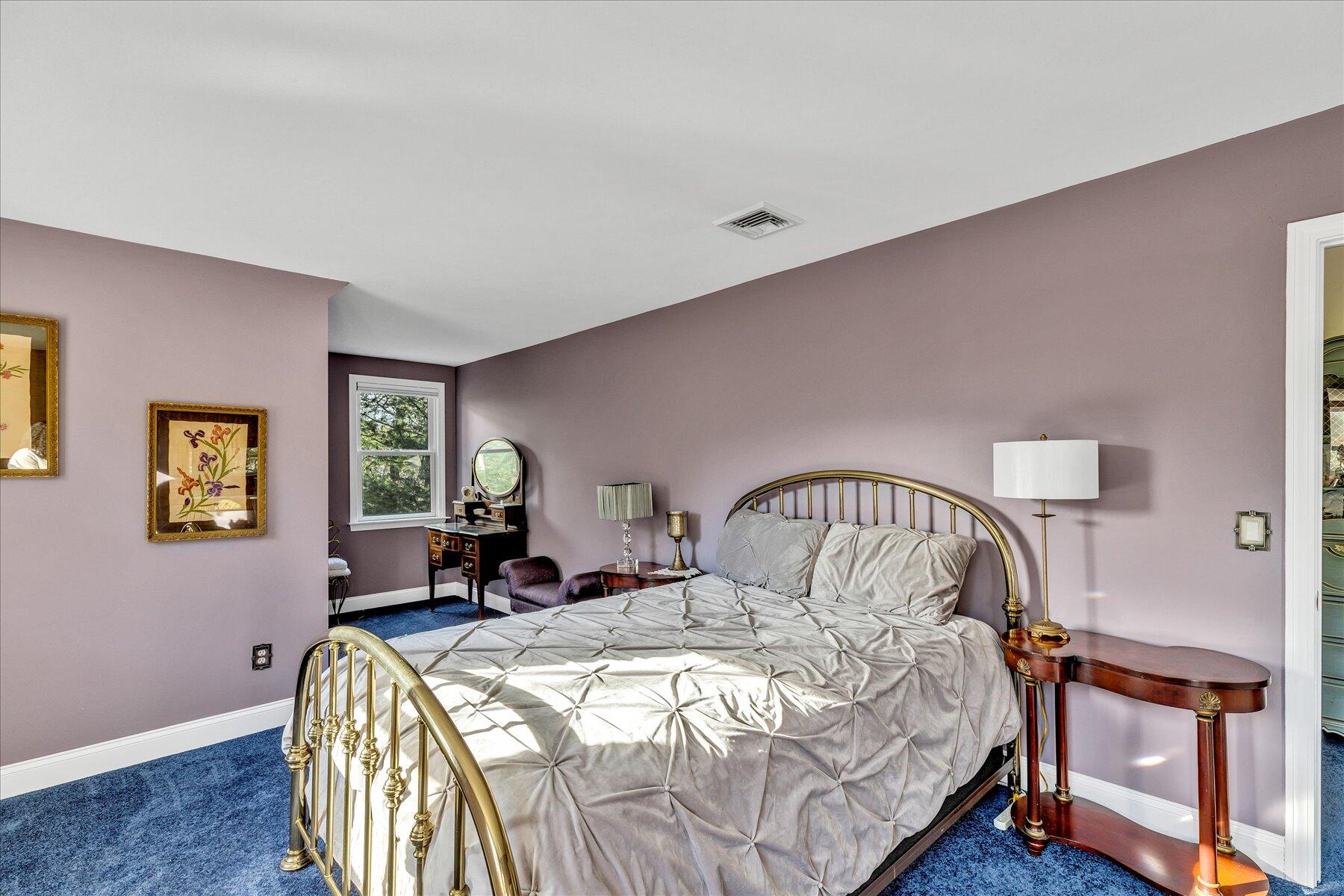 10 Rockledge Drive