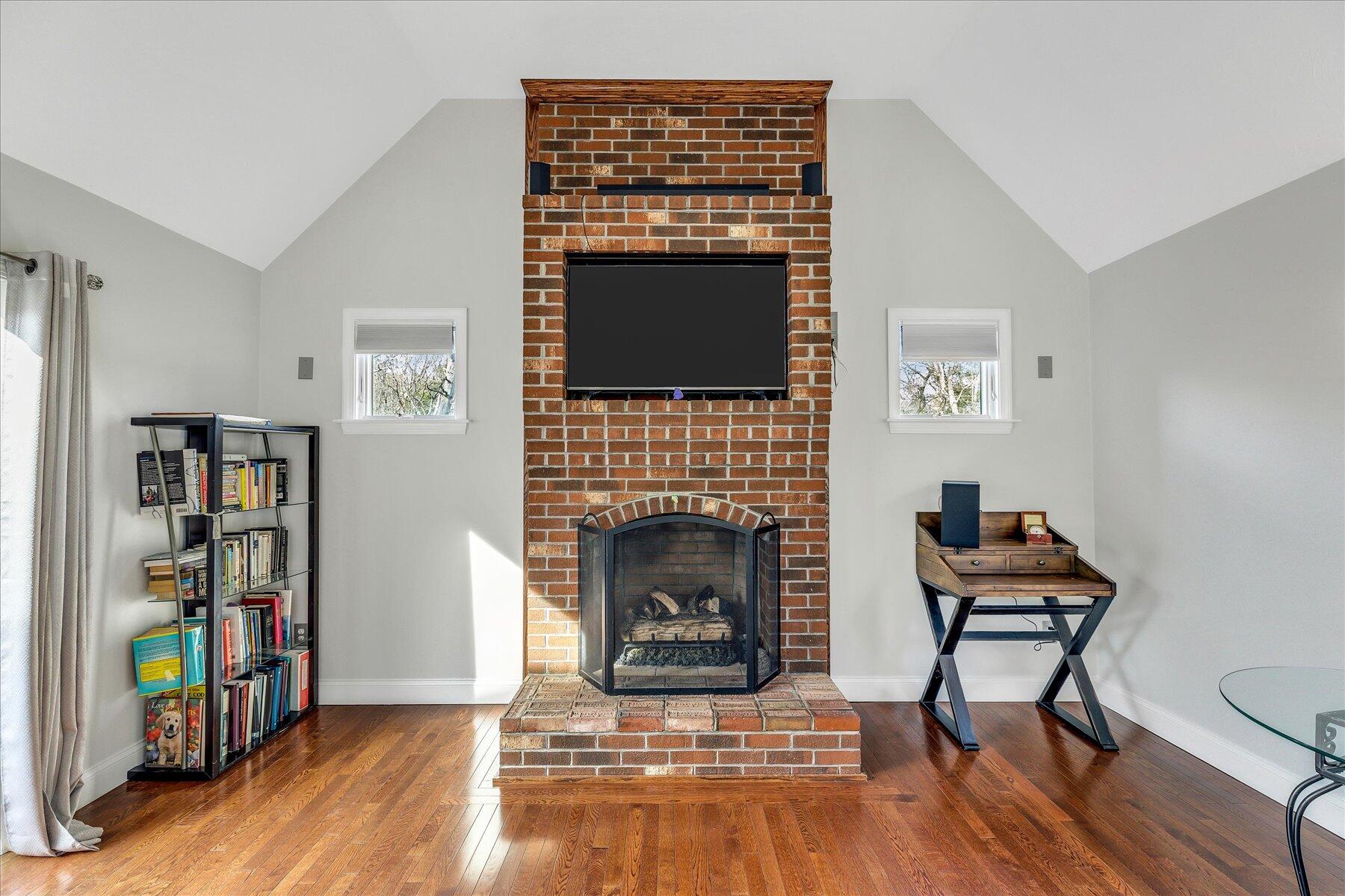 10 Rockledge Drive