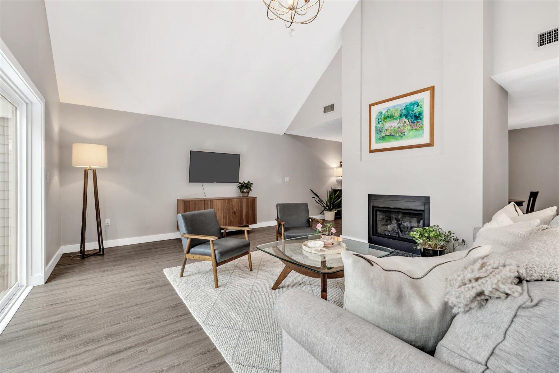 164 Coonamessett Circle