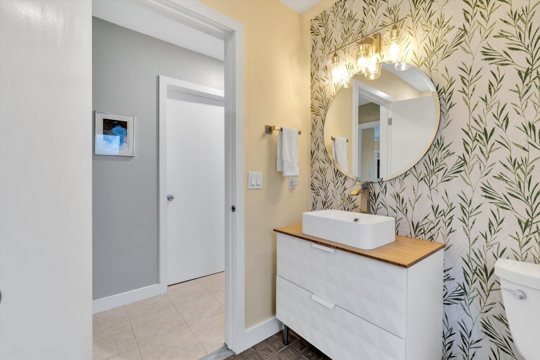 164 Coonamessett Circle