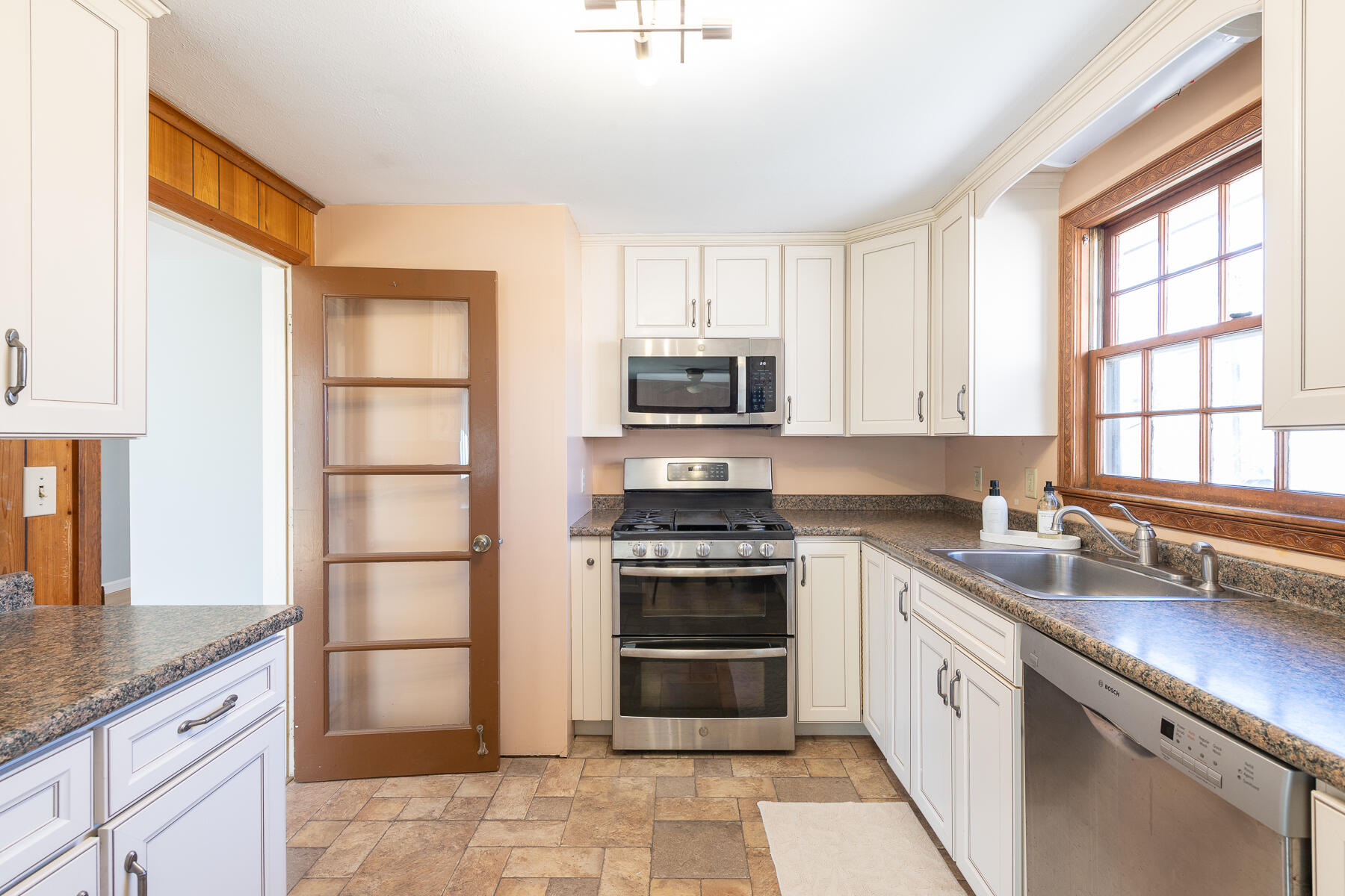 84 Portside Circle