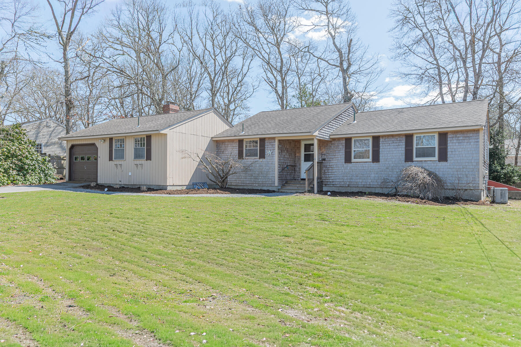 84 Portside Circle