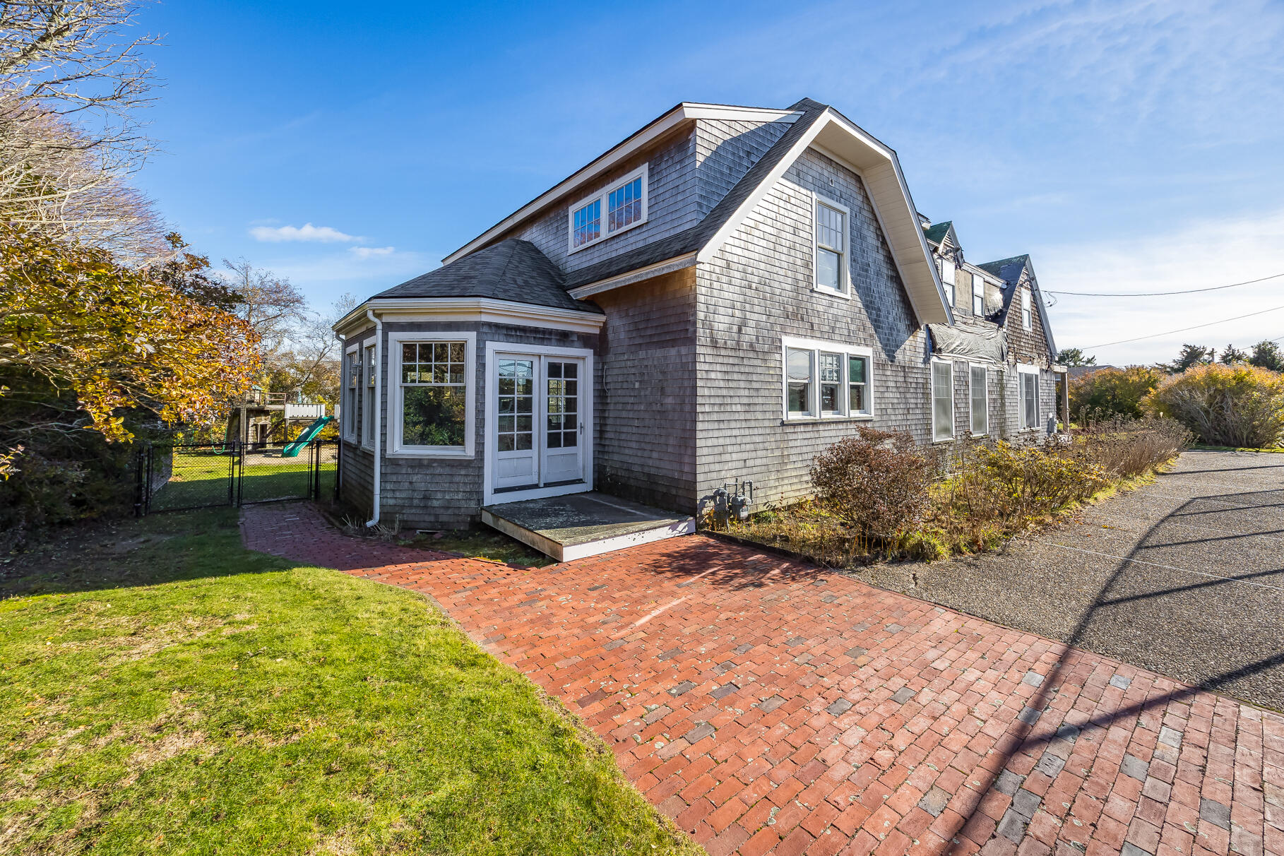 9 Hedge Lane