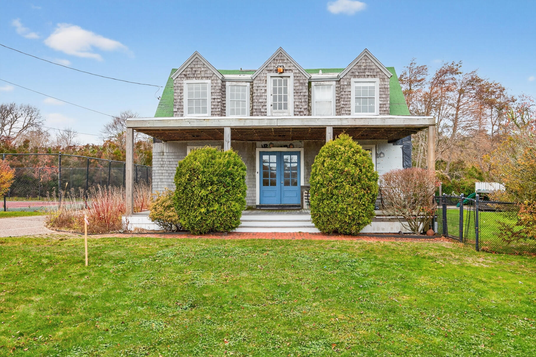 9 Hedge Lane Falmouth MA