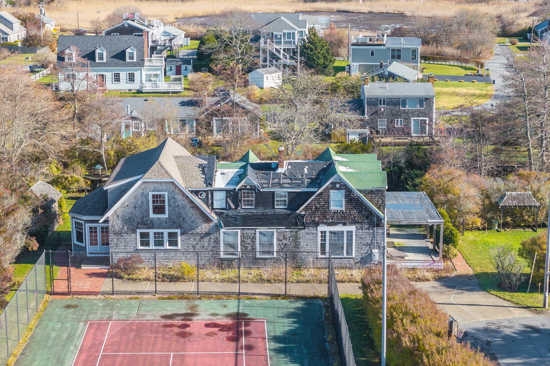 9 Hedge Lane