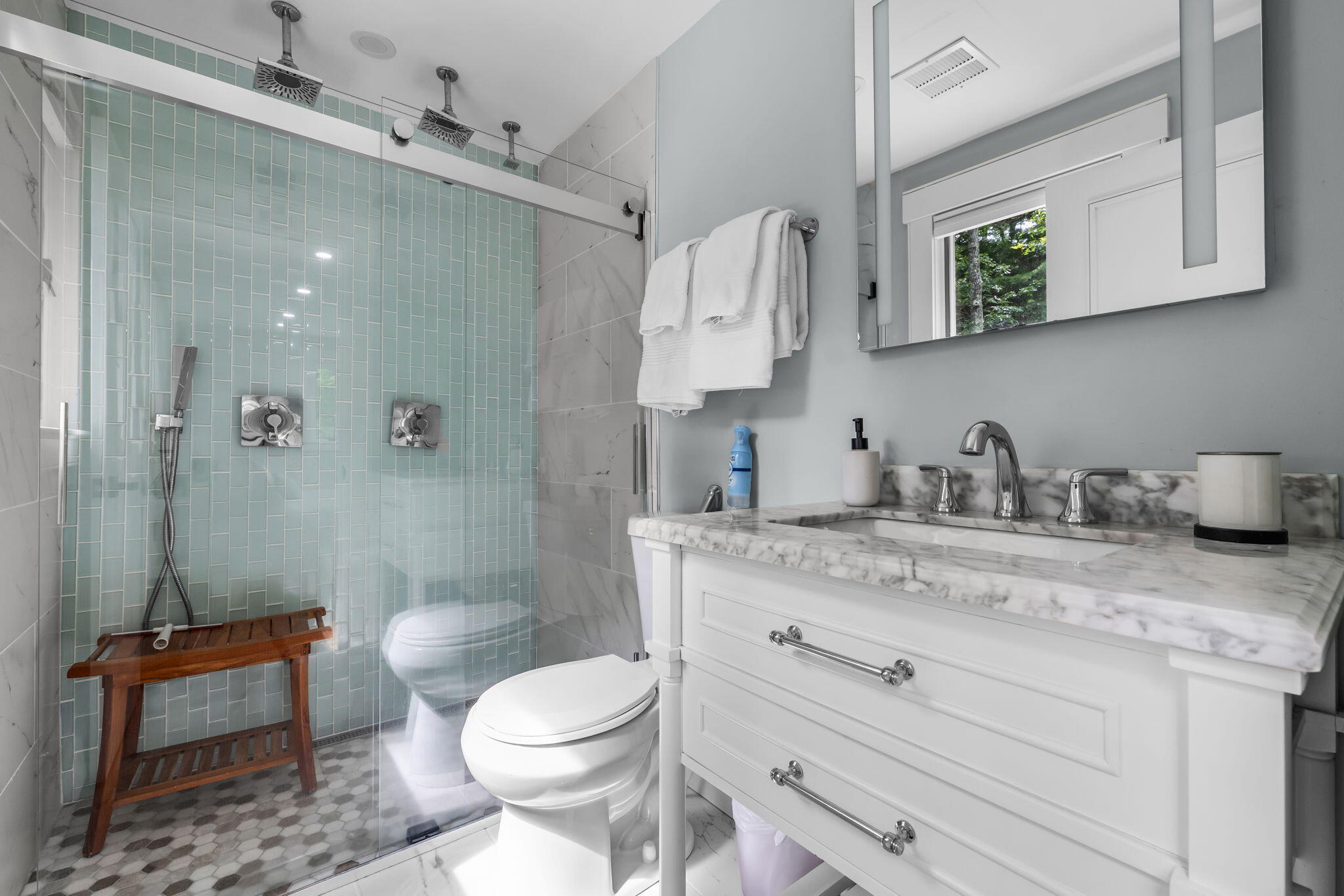 126 Ambleside Drive