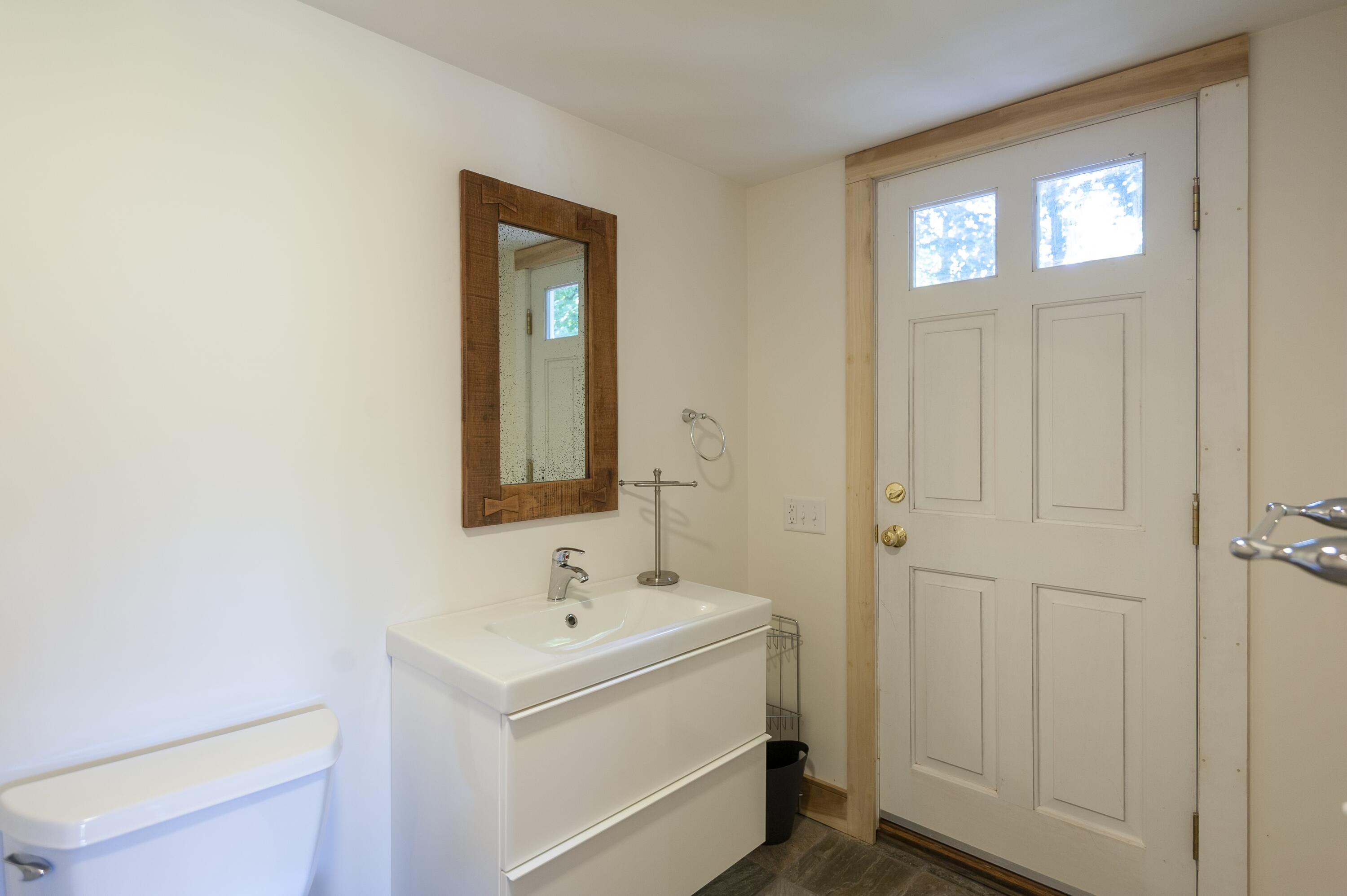 550 W Falmouth Highway Unit: Unit 3