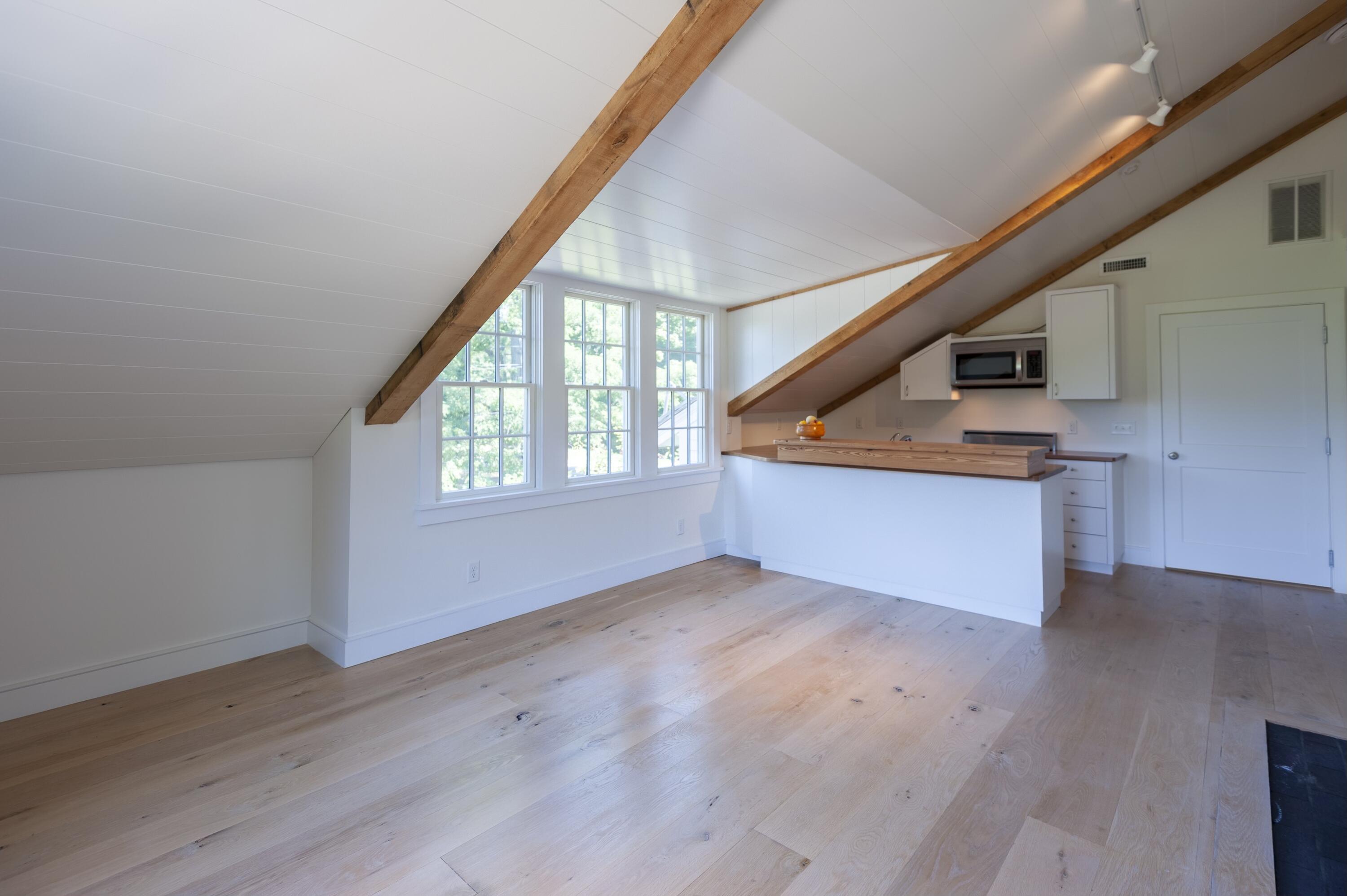 550 W Falmouth Highway Unit: Unit 3