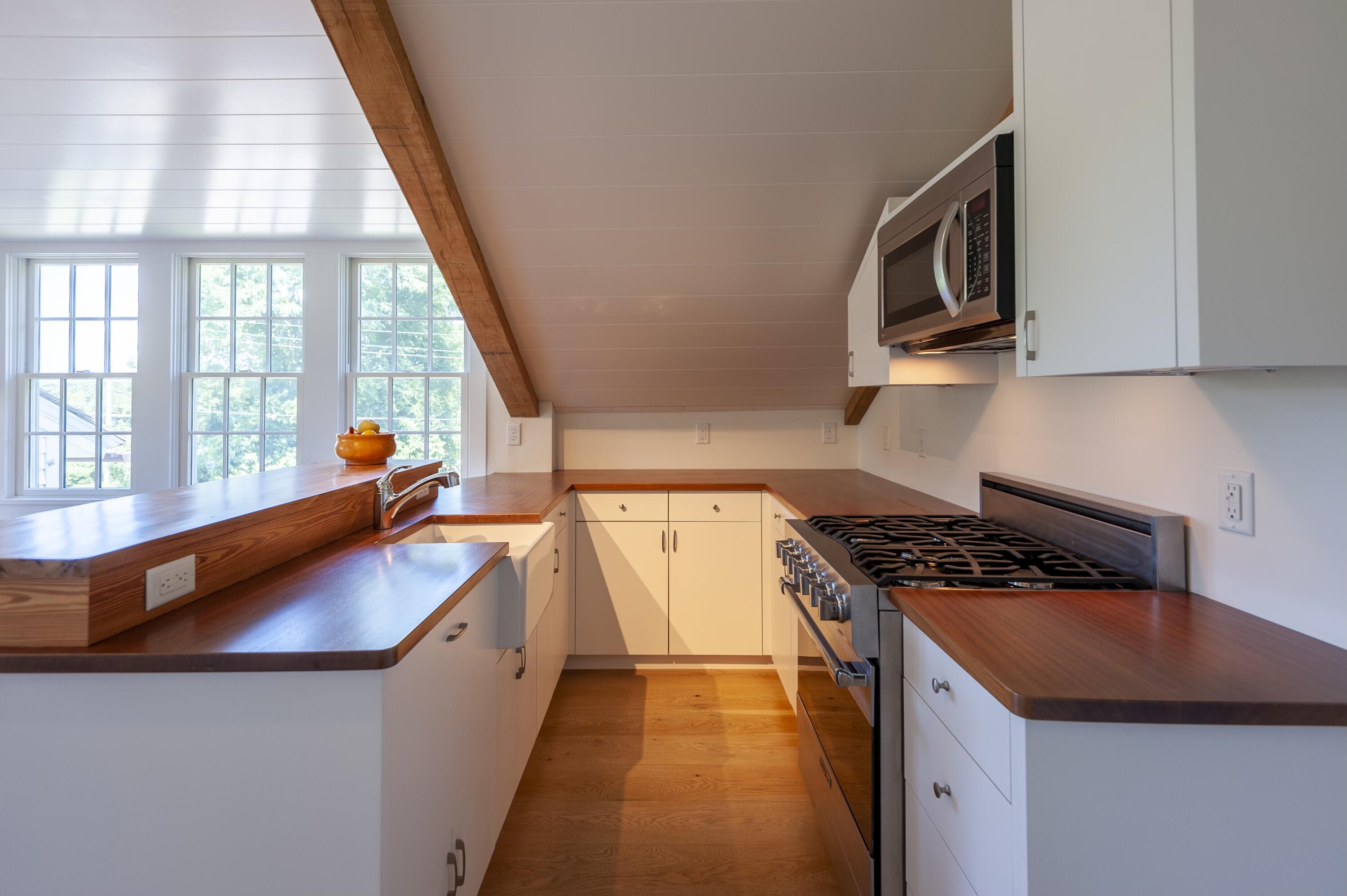 550 W Falmouth Highway Unit: Unit 3