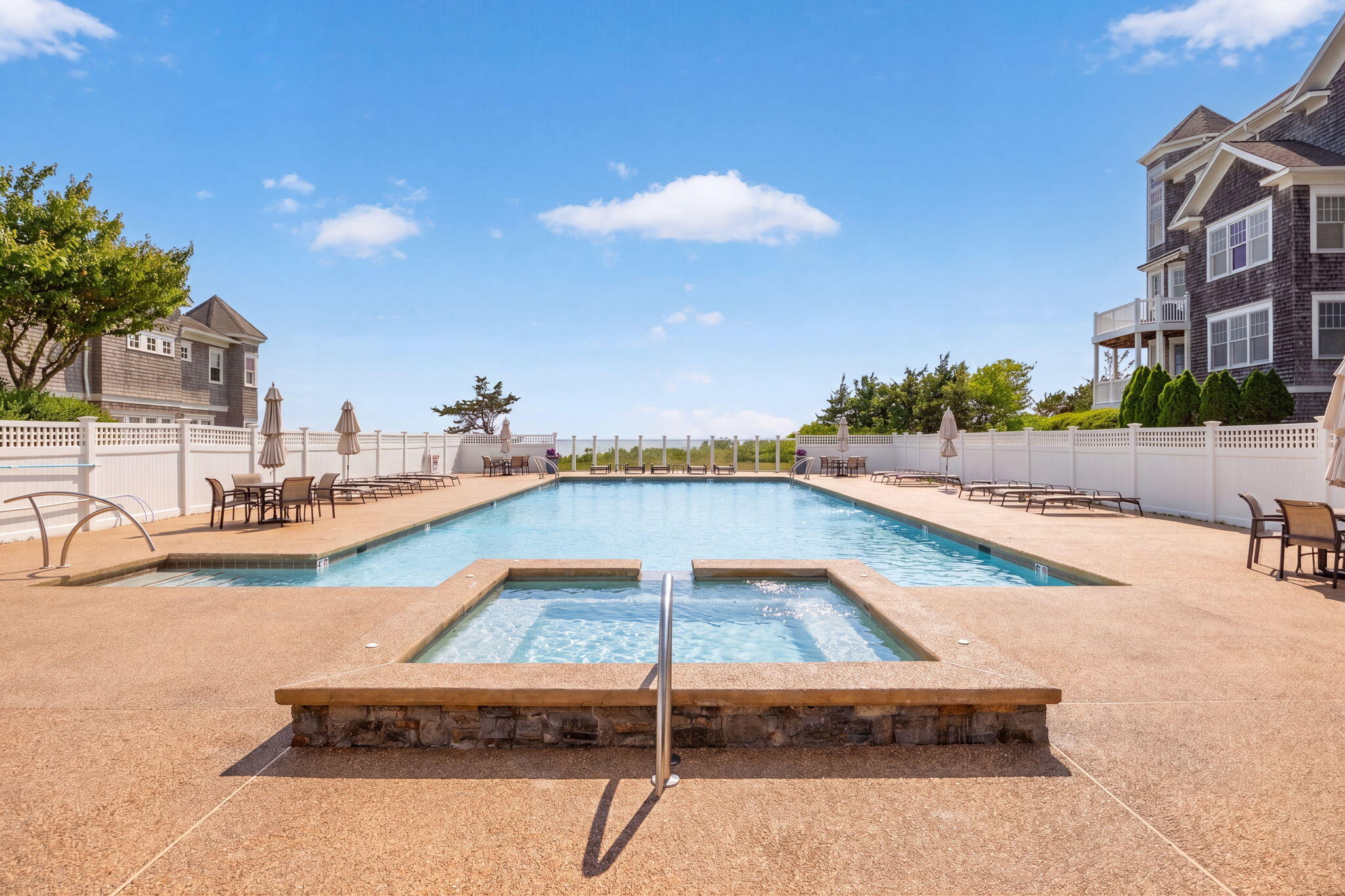 18 Cape Codder Road UNIT 9N