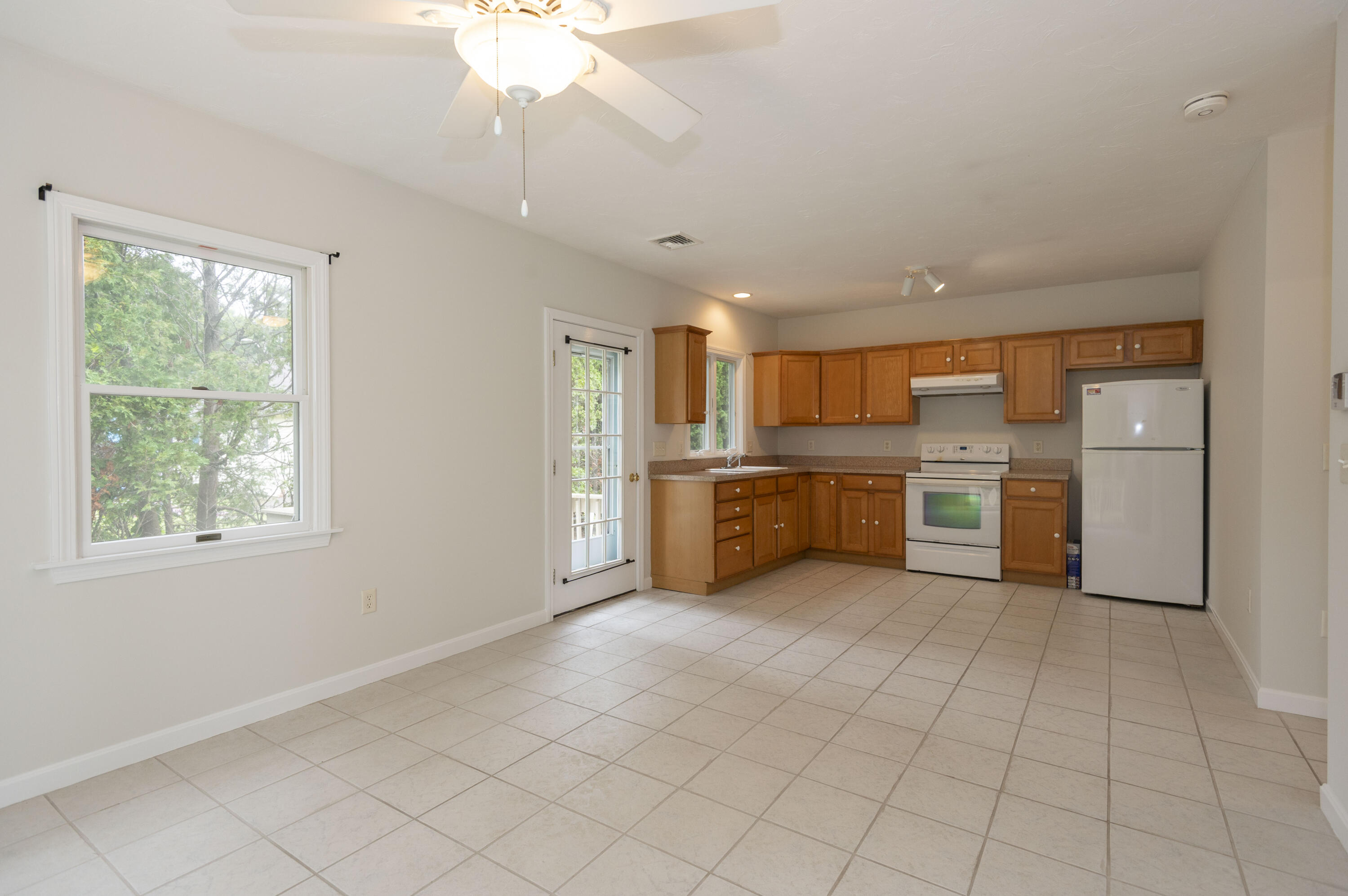 15 Caseys Way # 15B