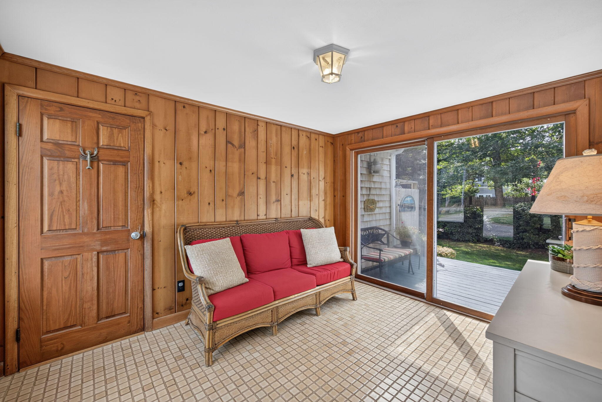 16 Jetty Lane