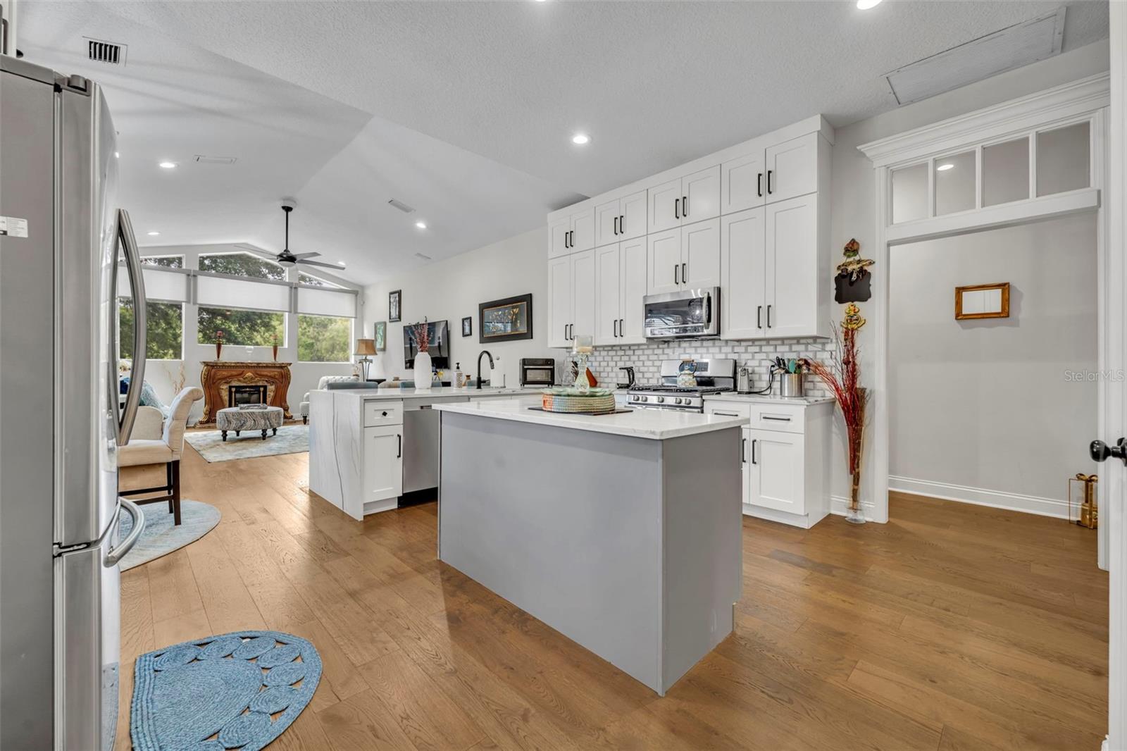 13536 SUNSET LAKES CIR