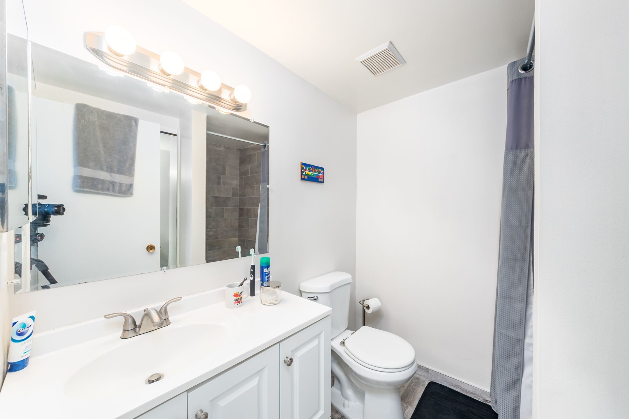 29880 W 12 Mile Road 803