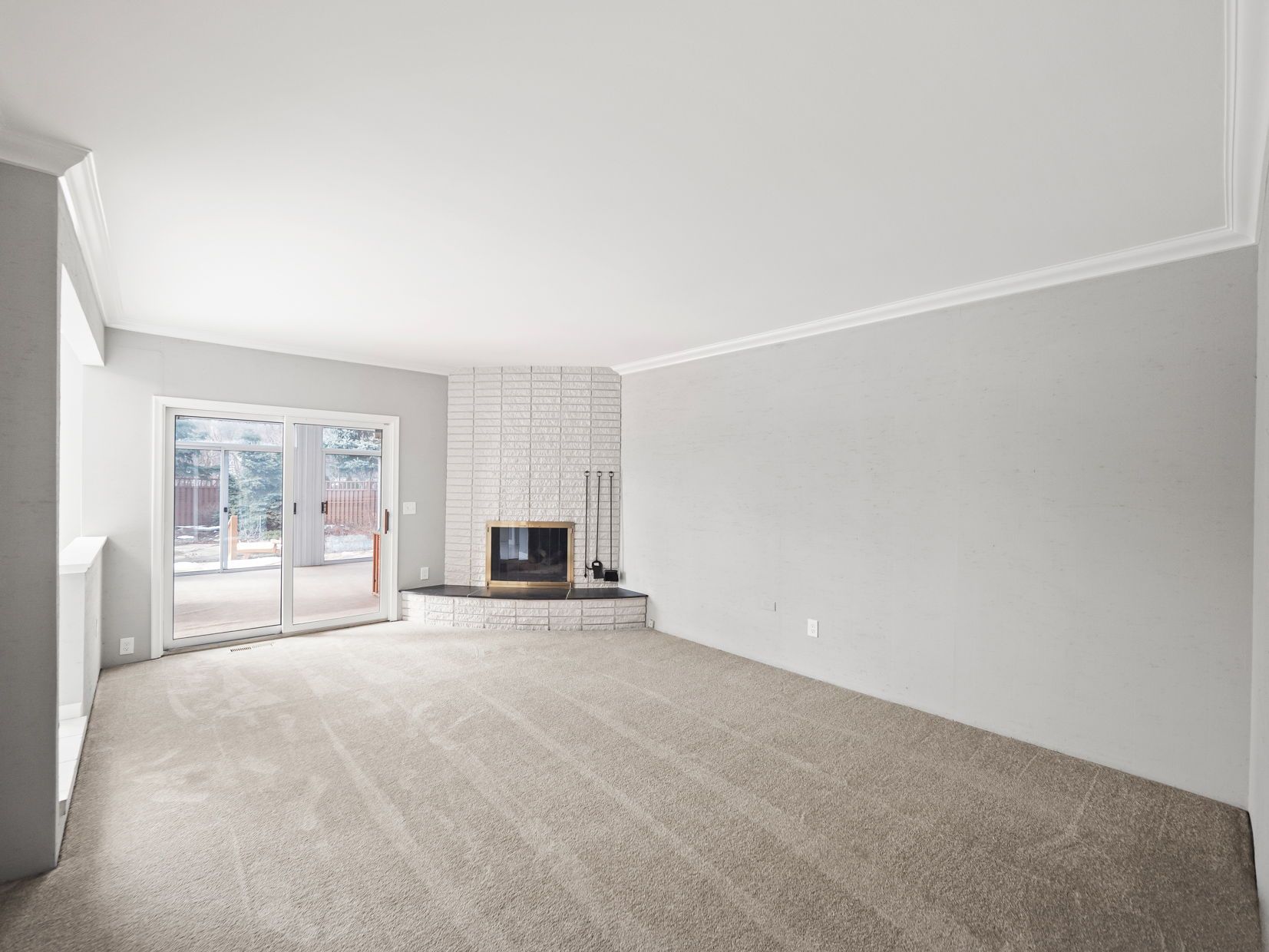 4160 DAWN Lane