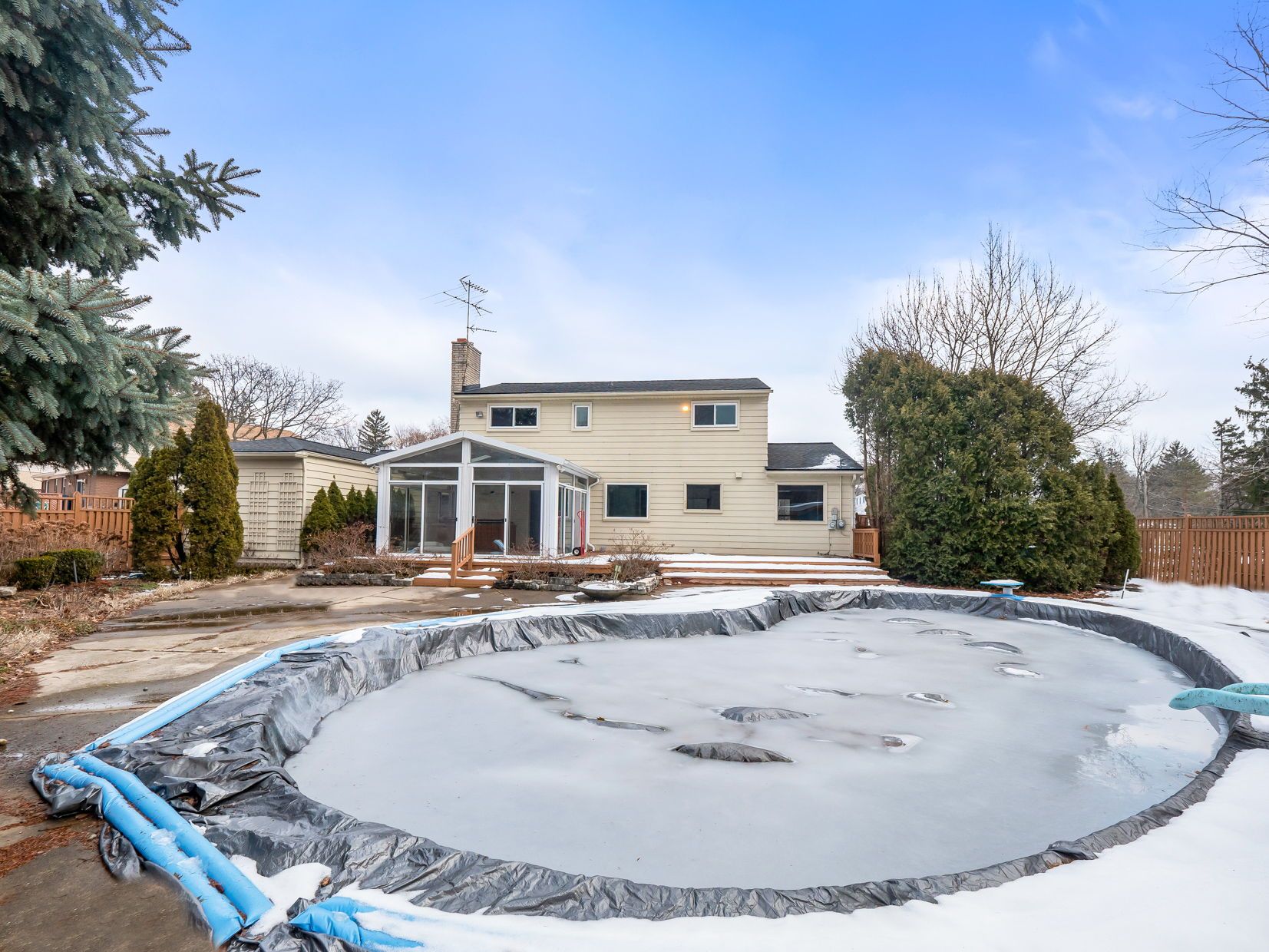 4160 DAWN Lane