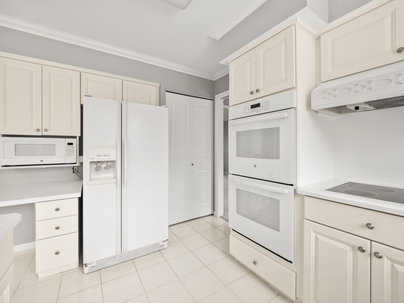4160 DAWN Lane