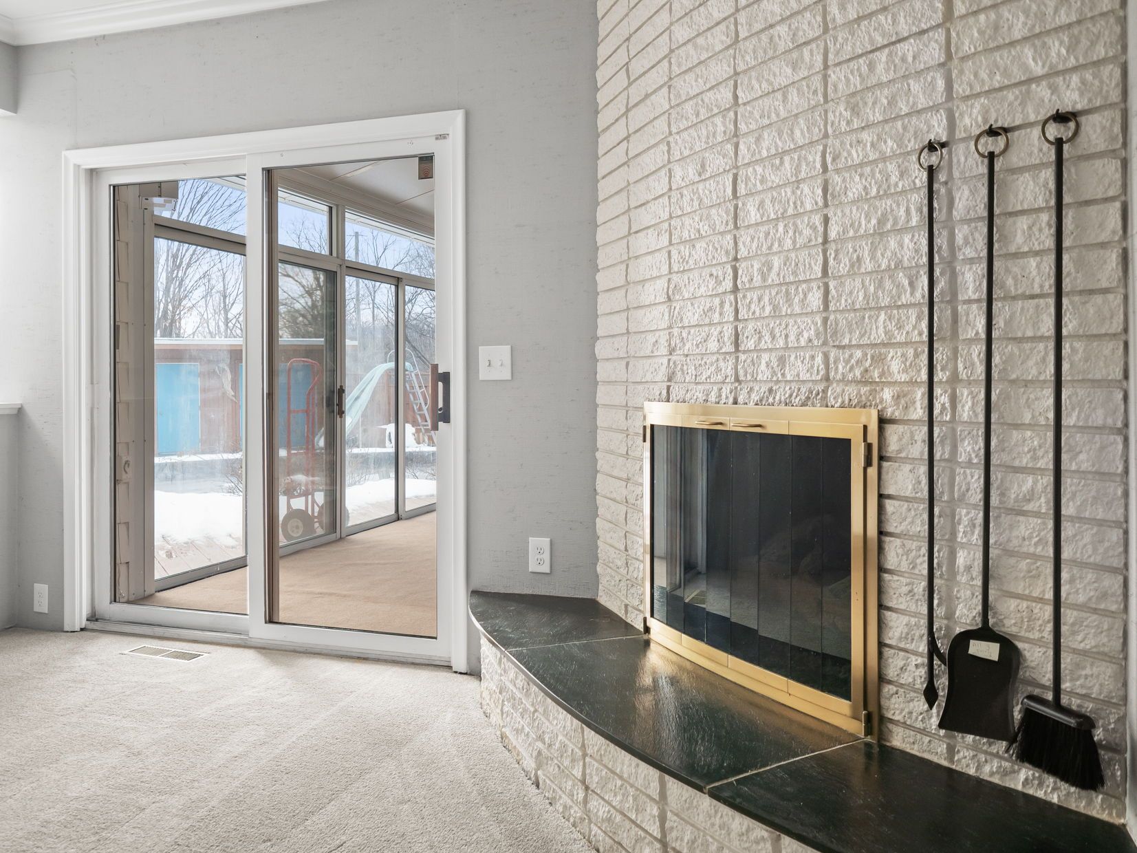4160 DAWN Lane