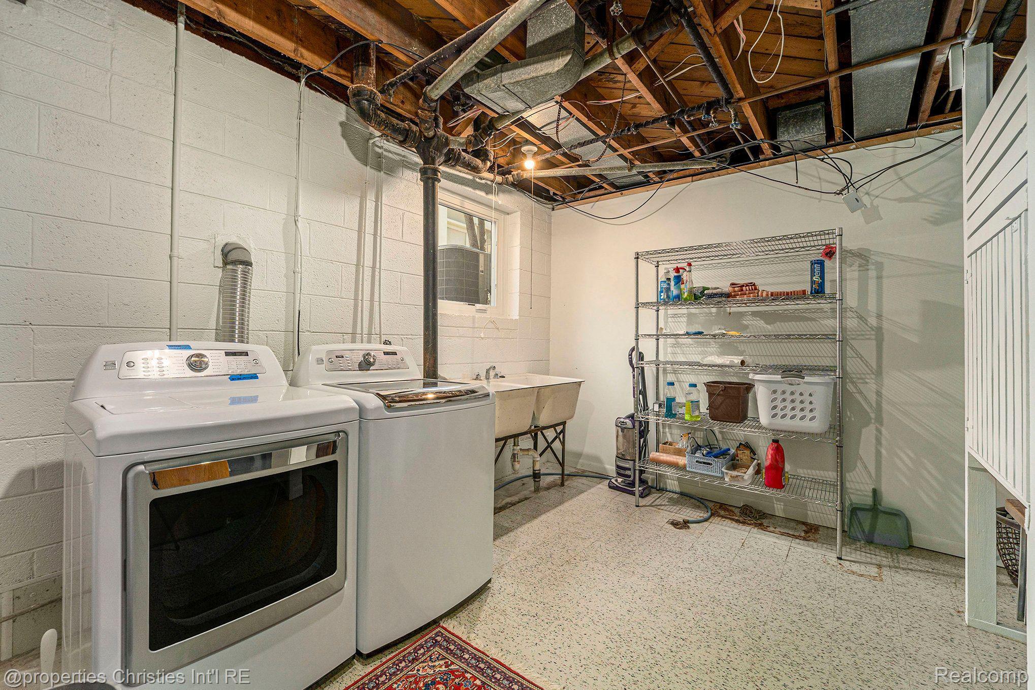 13155 SHERWOOD Drive