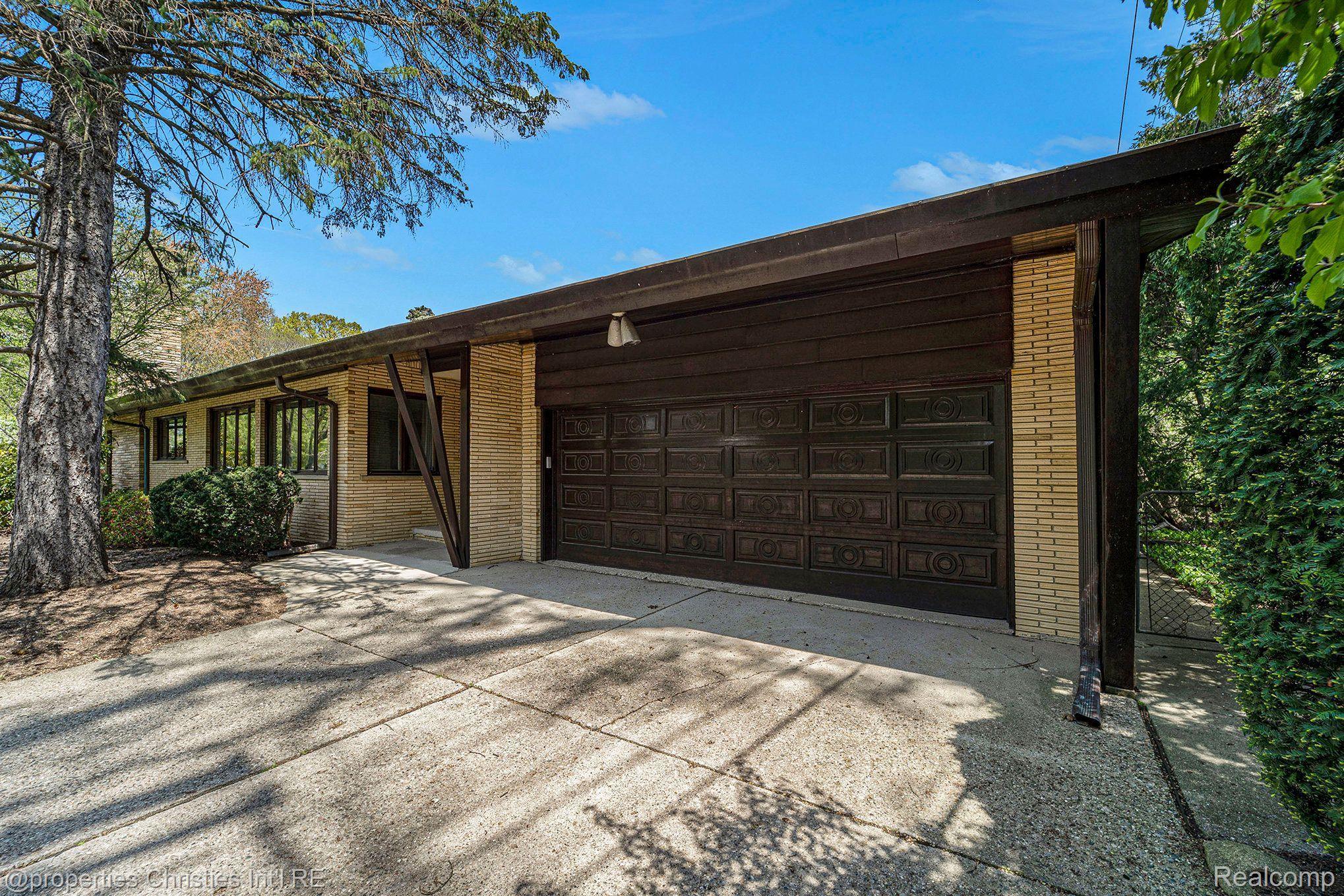 13155 SHERWOOD Drive