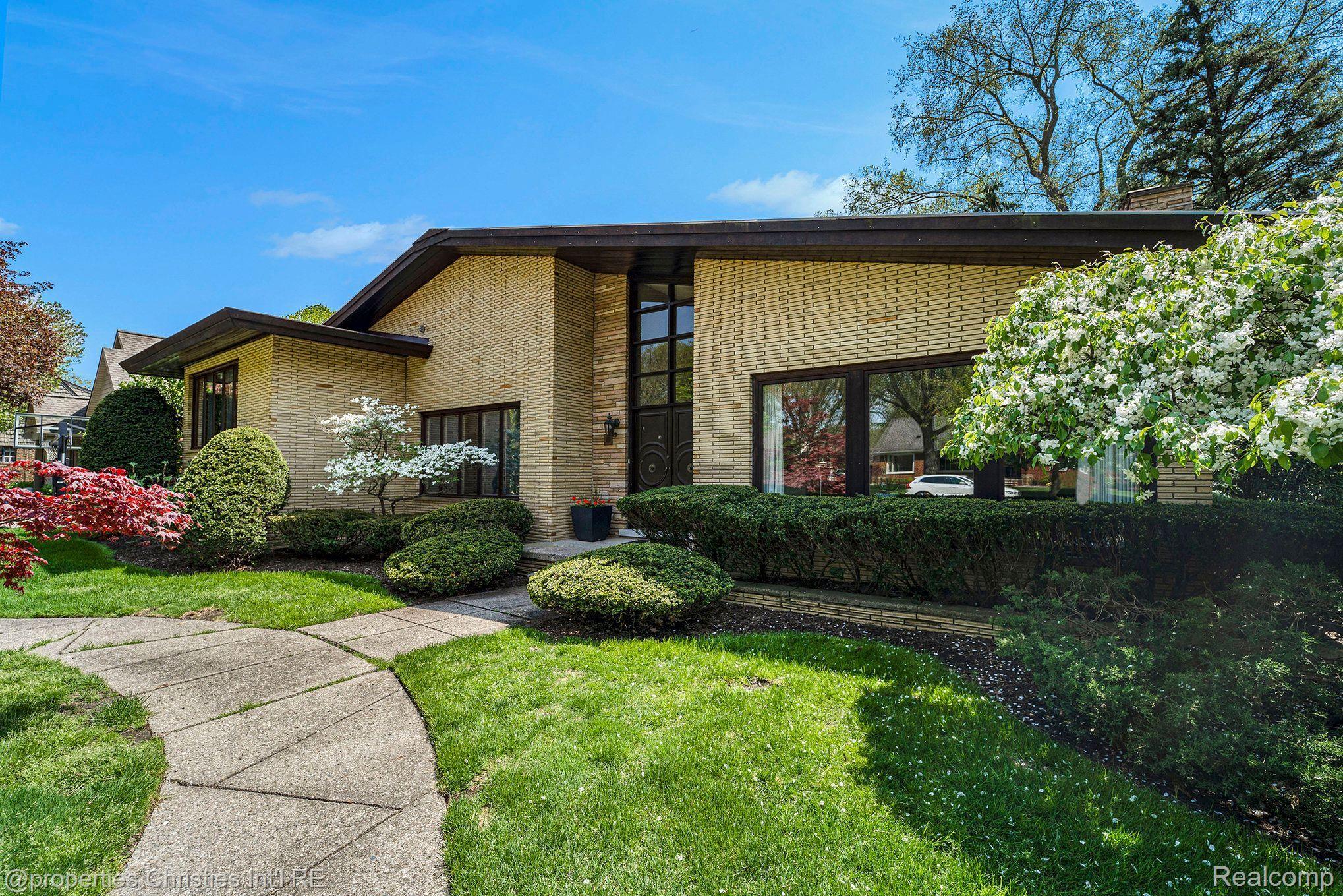 13155 SHERWOOD Drive