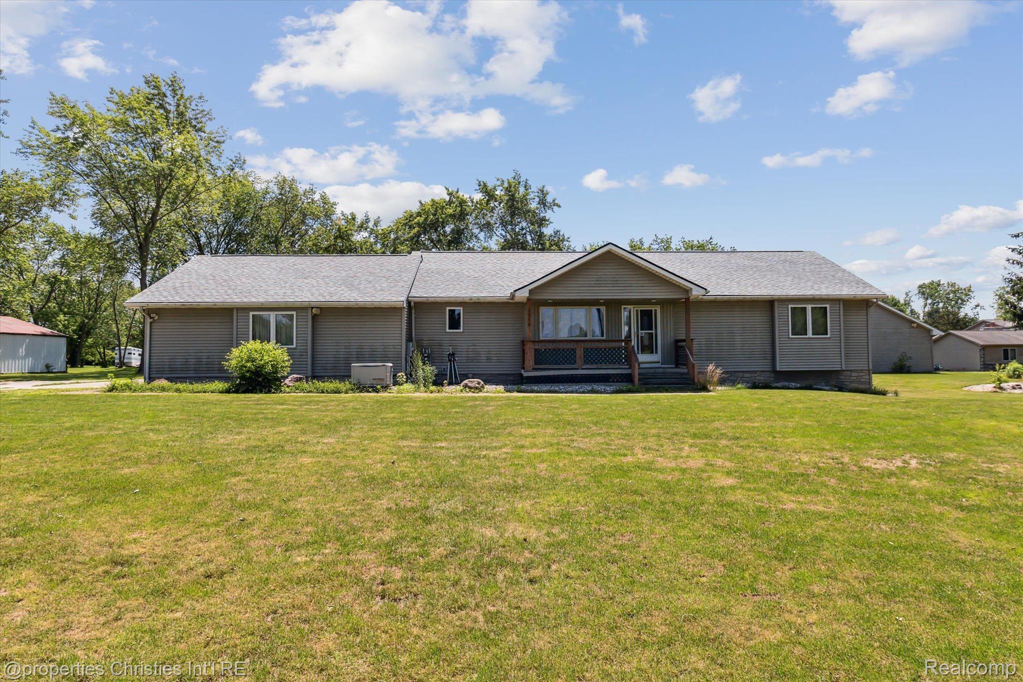 5218 E BRISTOL Road