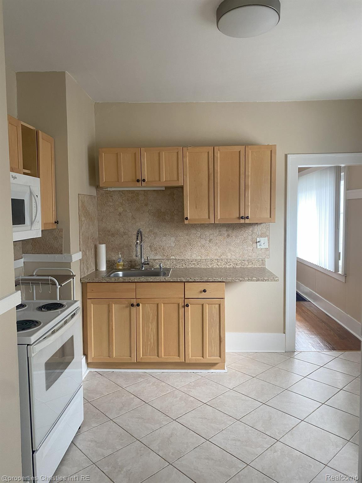 805 W 11 mile road unit B Road