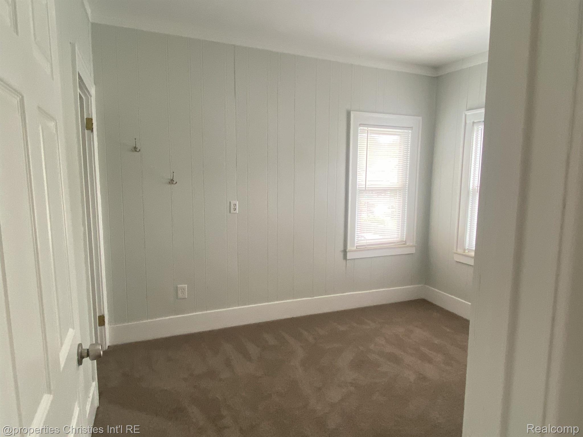 805 W 11 mile road unit B Road