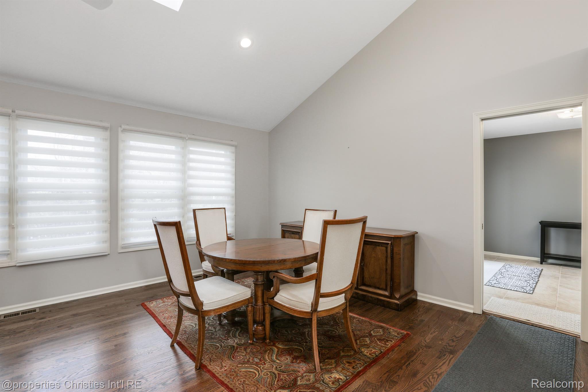 24411 RIDGEVIEW Drive