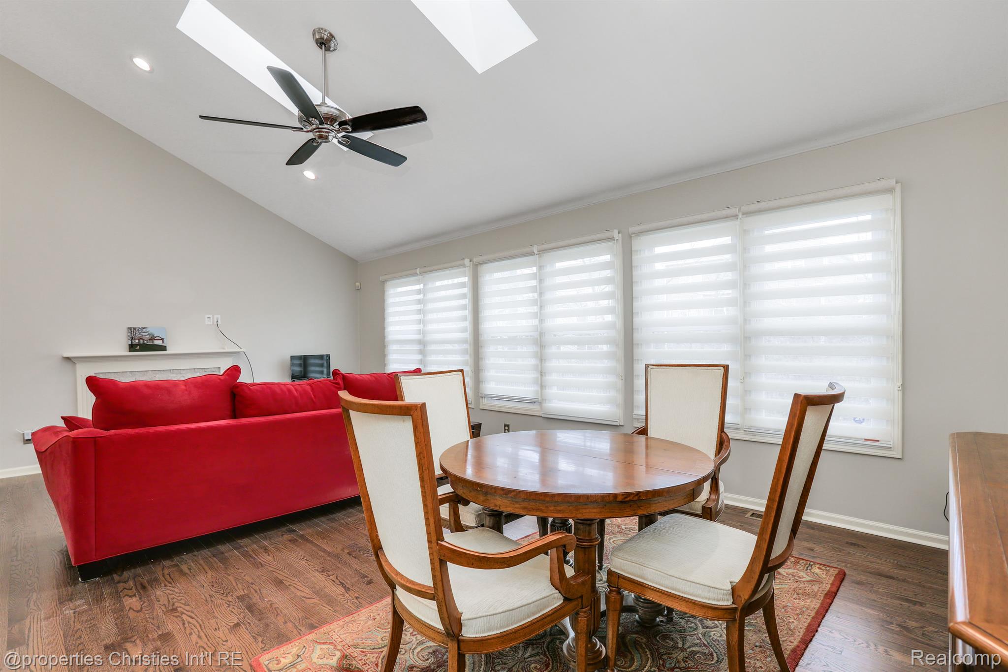 24411 RIDGEVIEW Drive