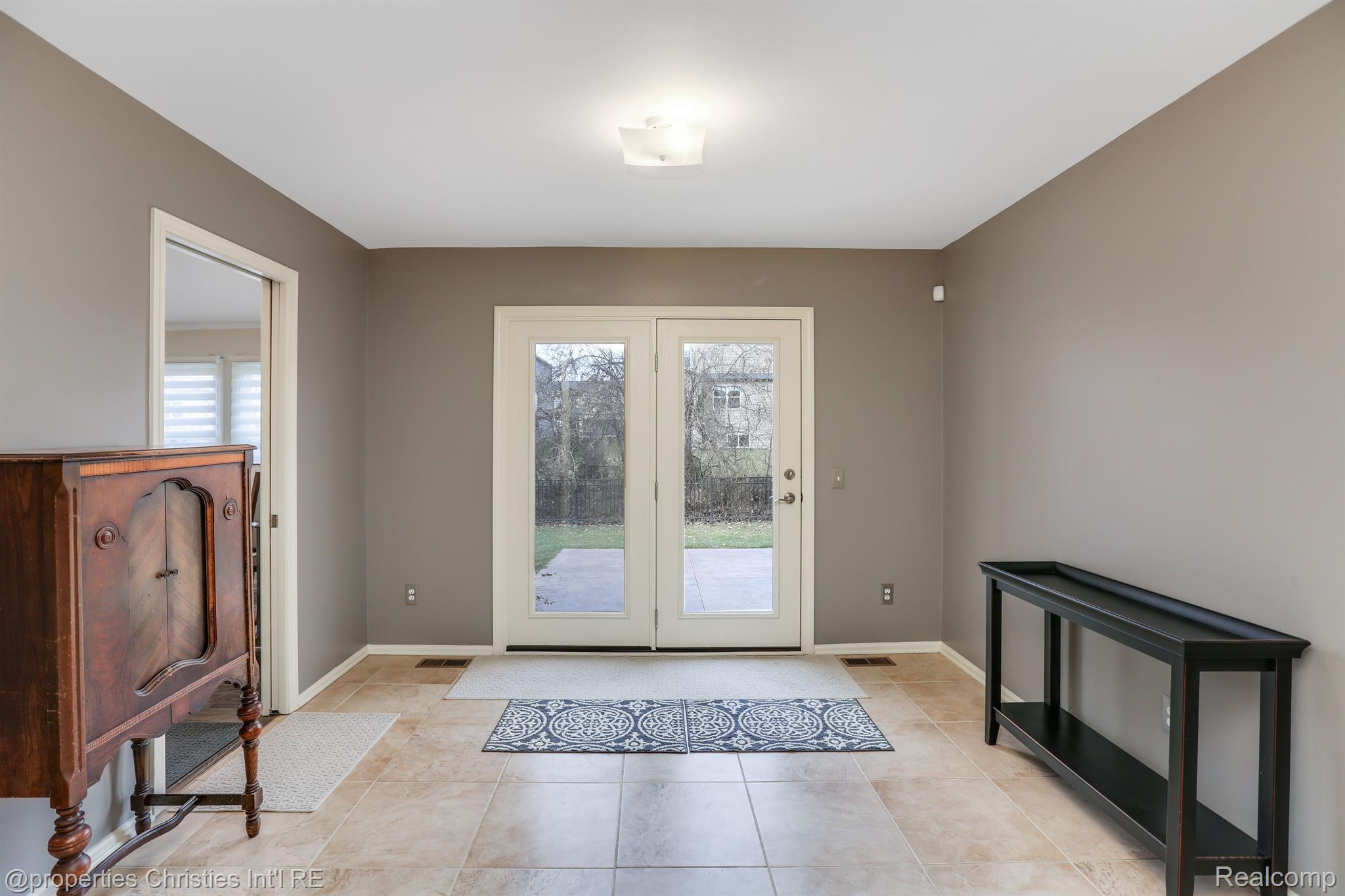 24411 RIDGEVIEW Drive