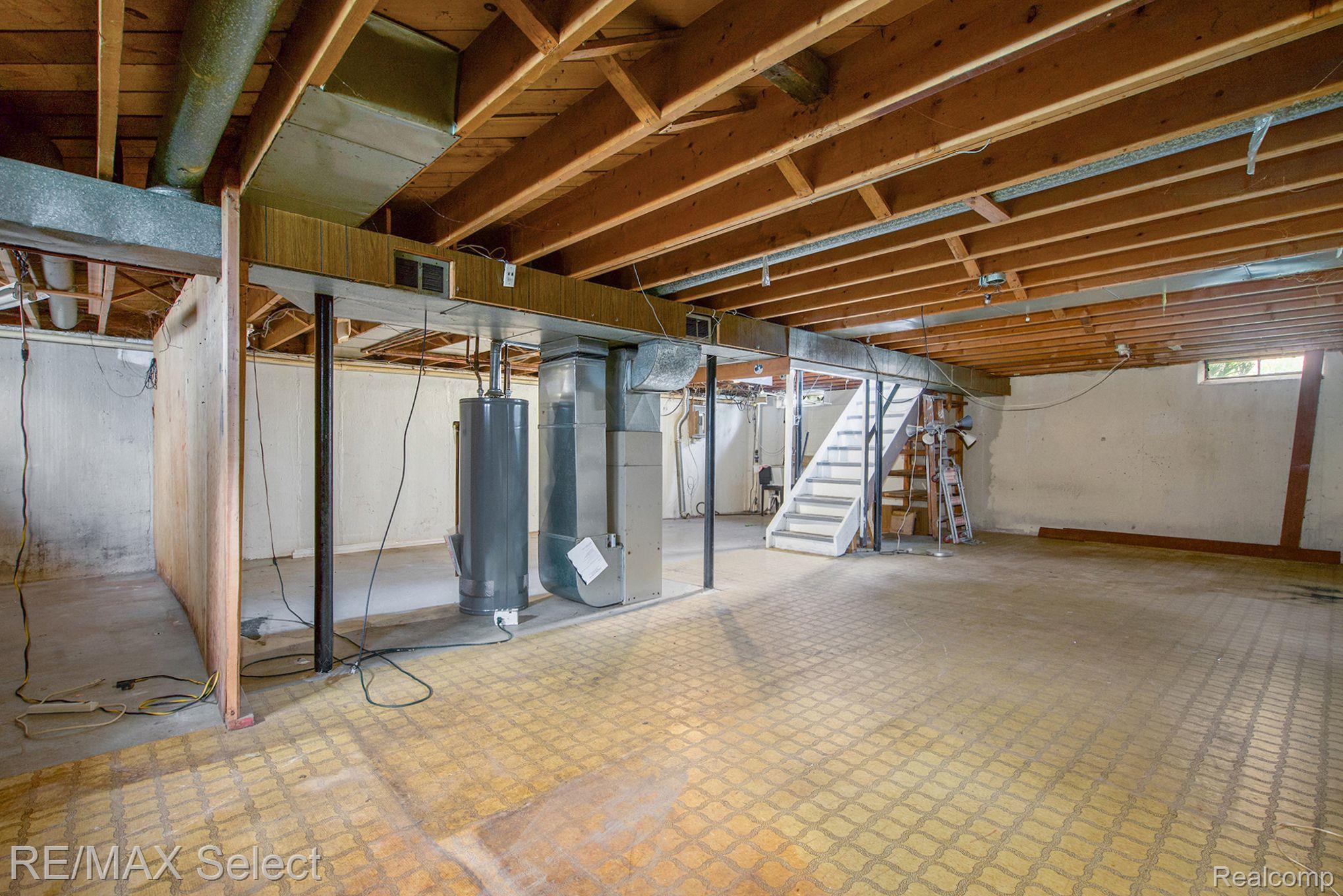 1179 LAUREL Court