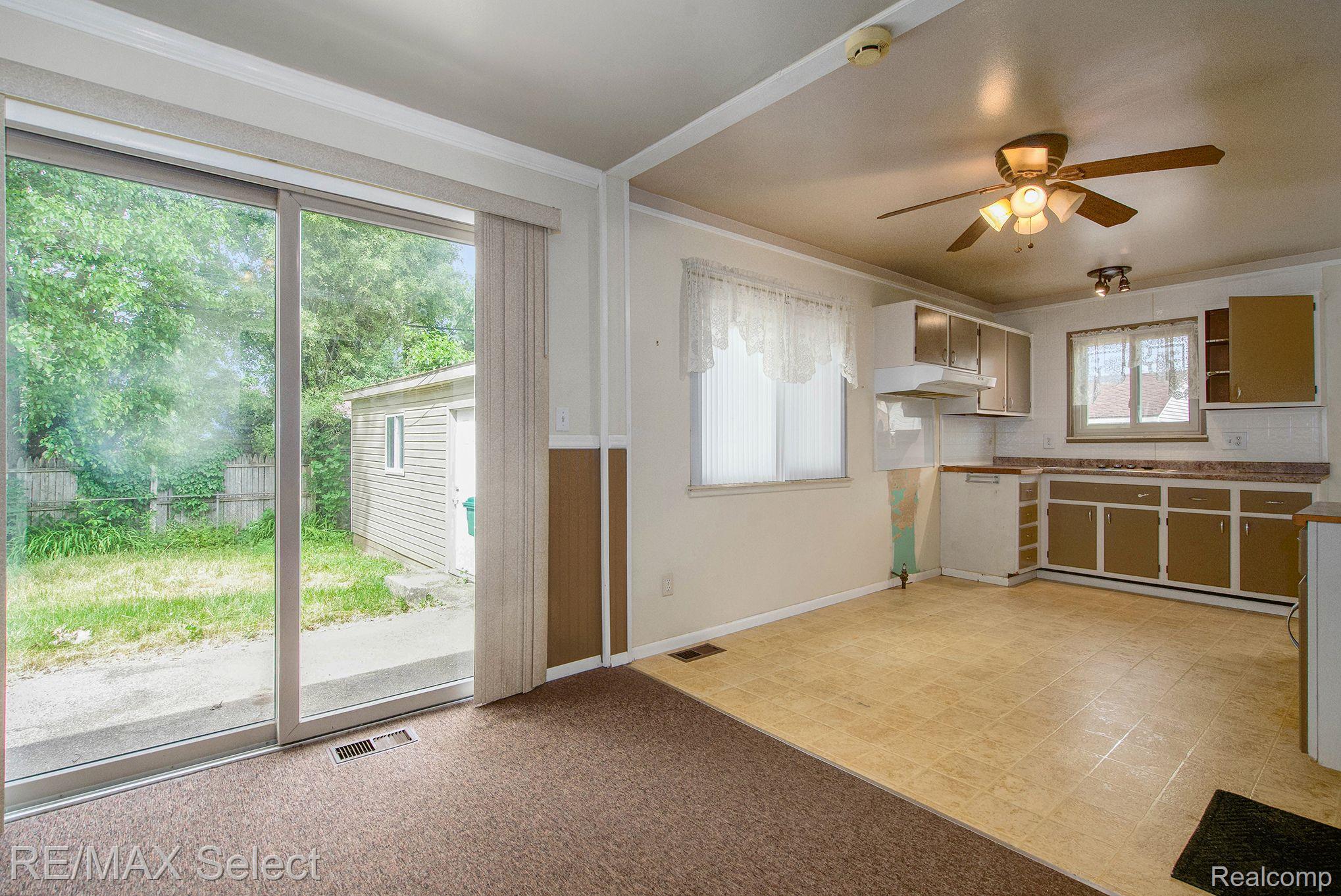 1179 LAUREL Court
