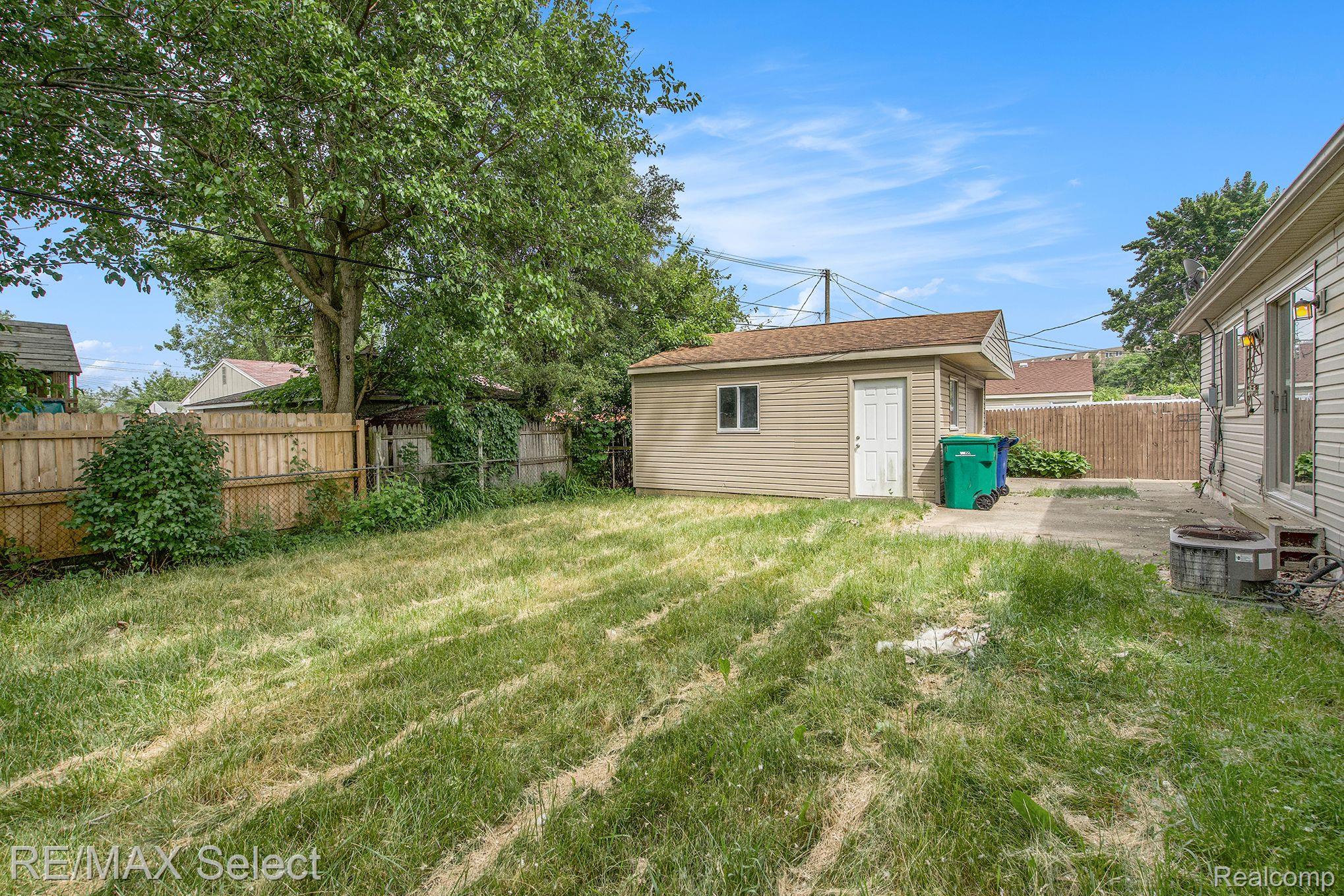 1179 LAUREL Court