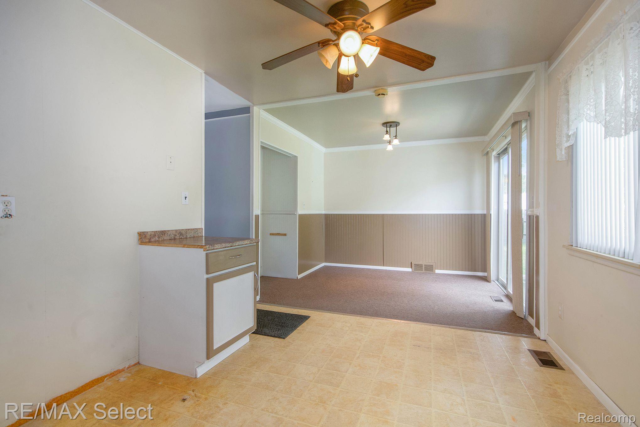 1179 LAUREL Court