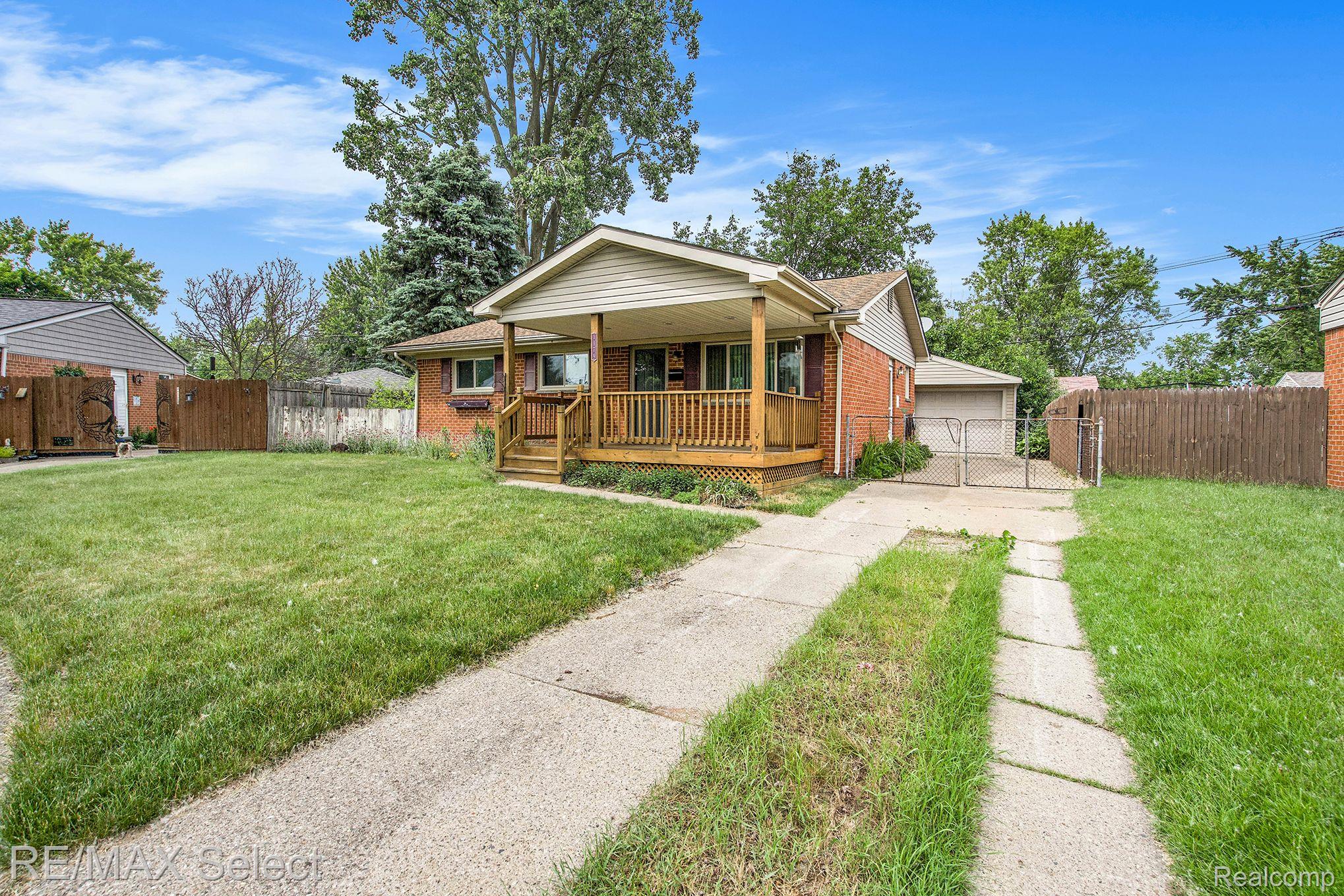 1179 LAUREL Court