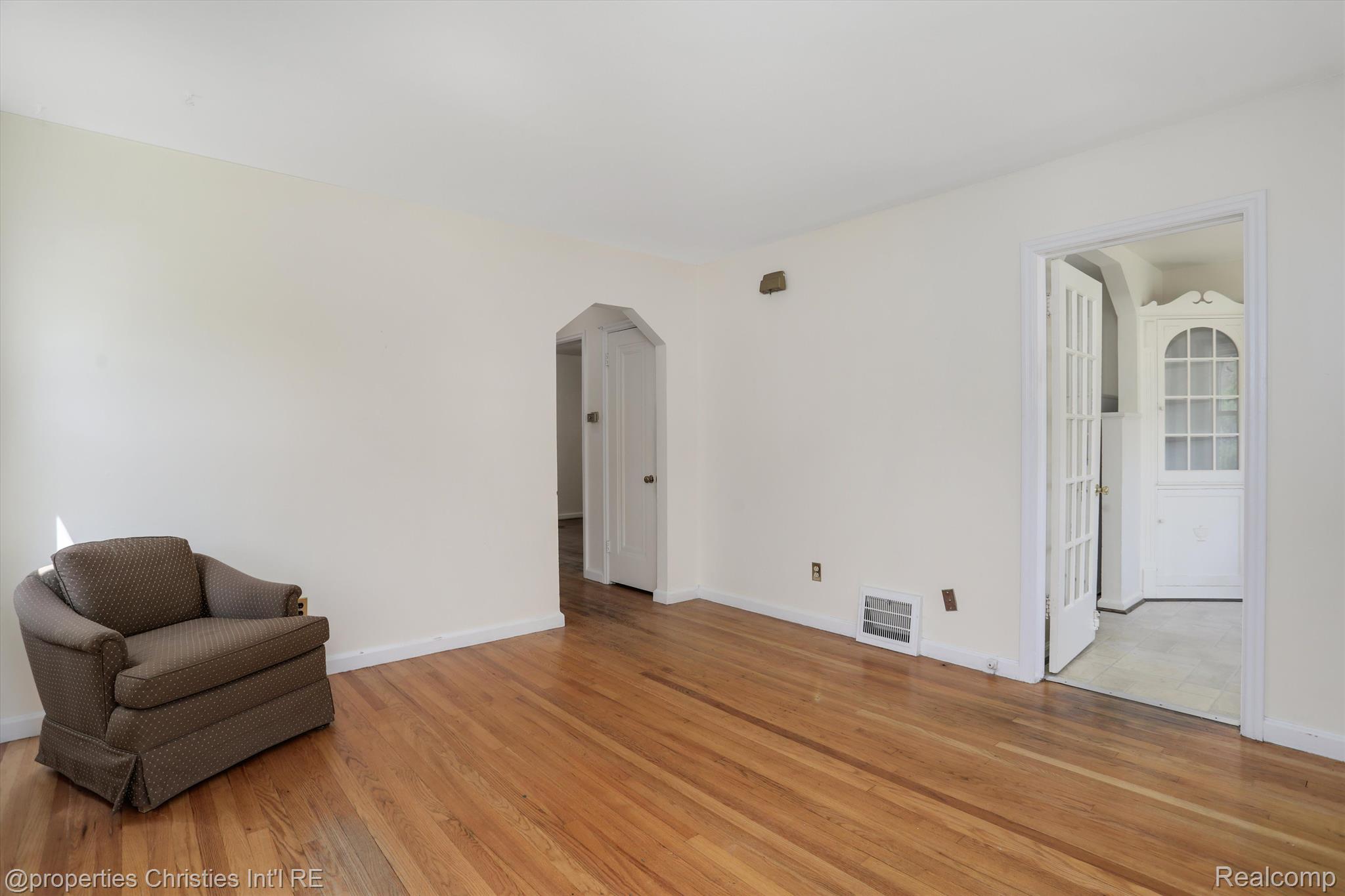 805 ALLEN Street