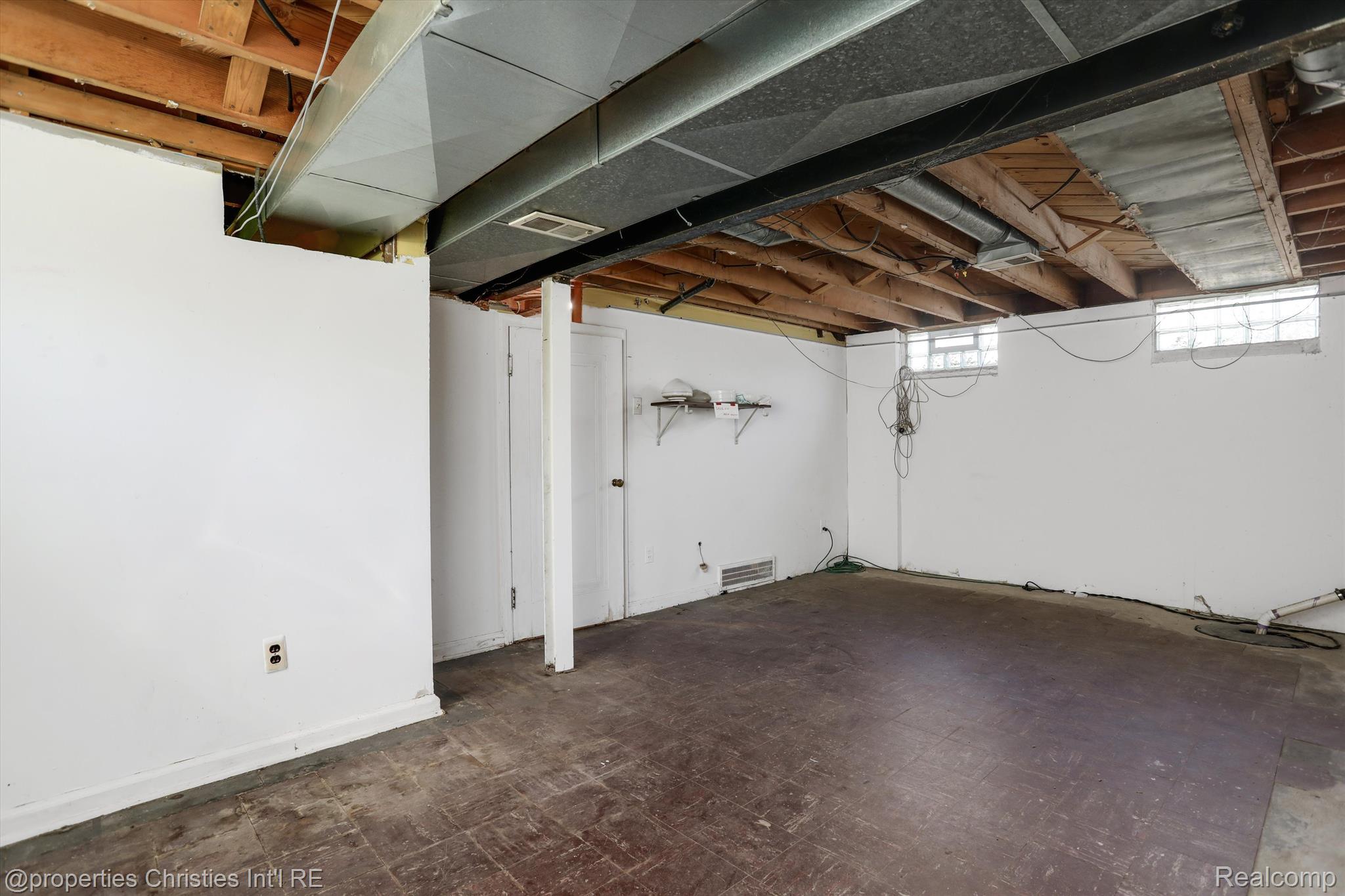 805 ALLEN Street