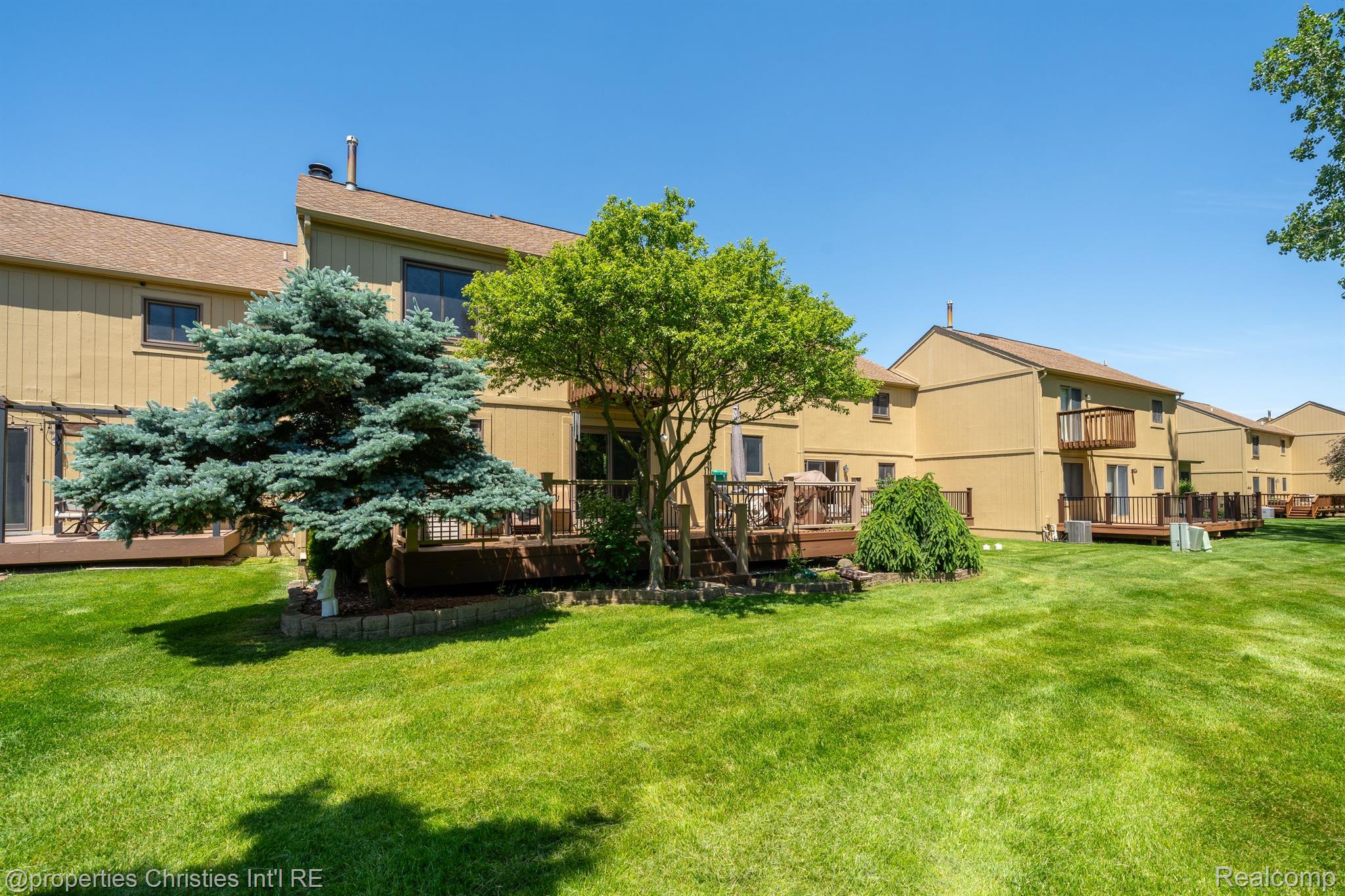 2163 ROCHELLE PARK Drive