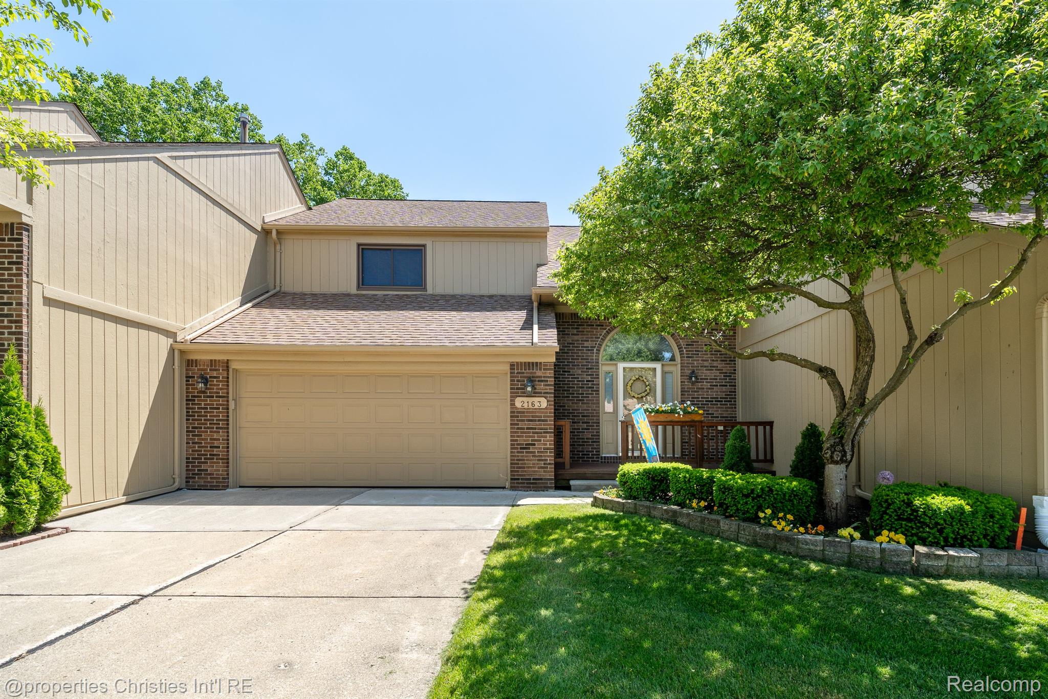 2163 ROCHELLE PARK Drive