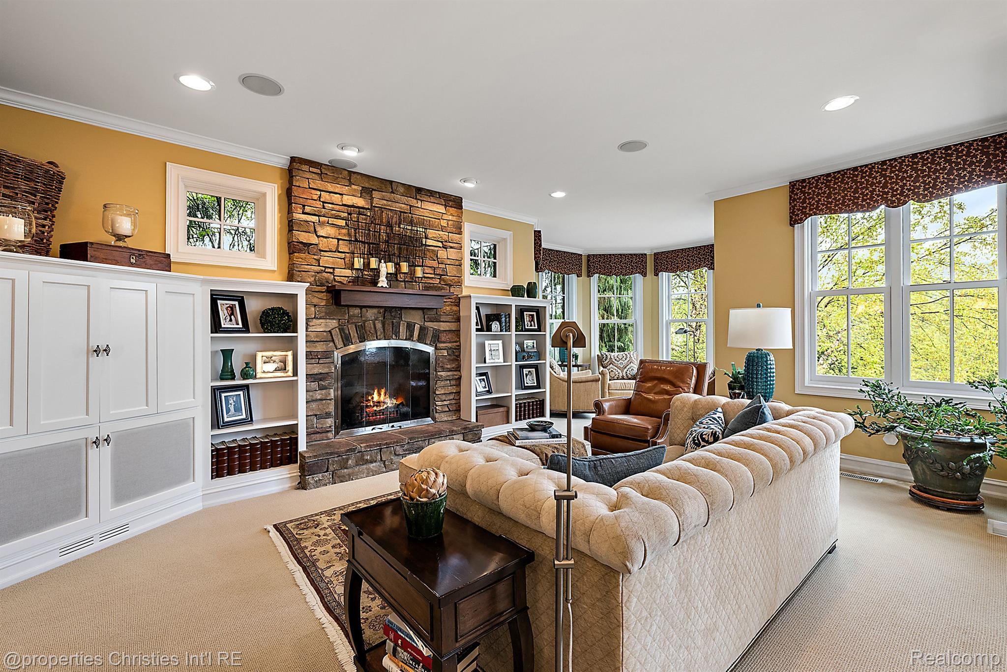 1540 STONY CREEK Drive