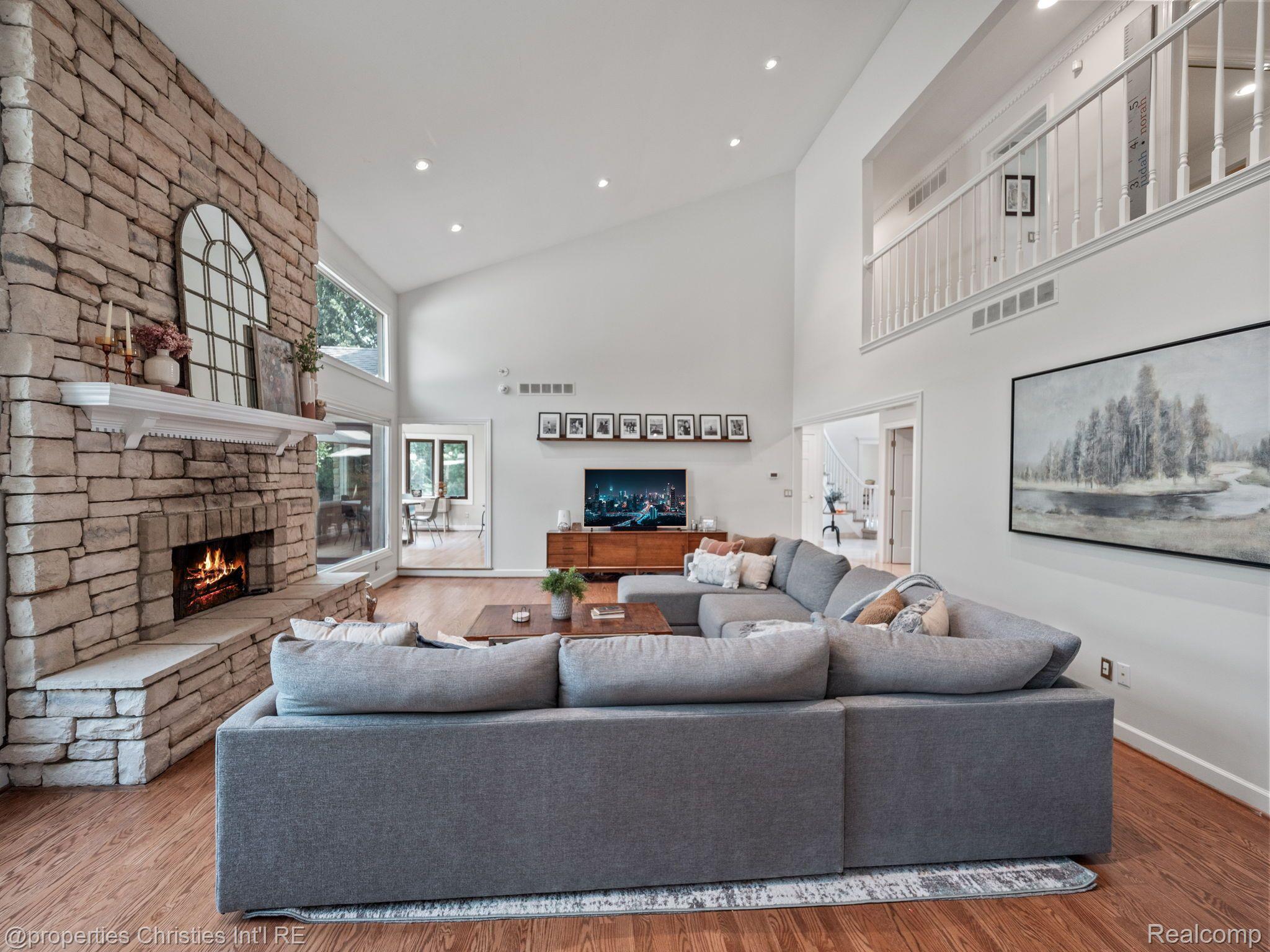 5635 PAINT VALLEY Drive