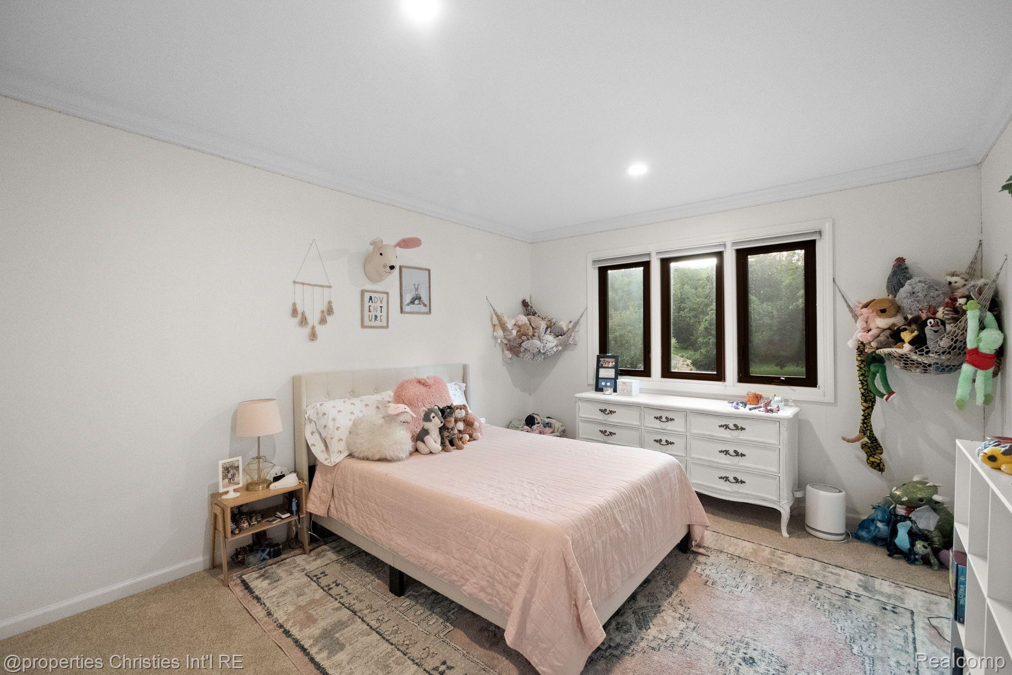5635 PAINT VALLEY Drive